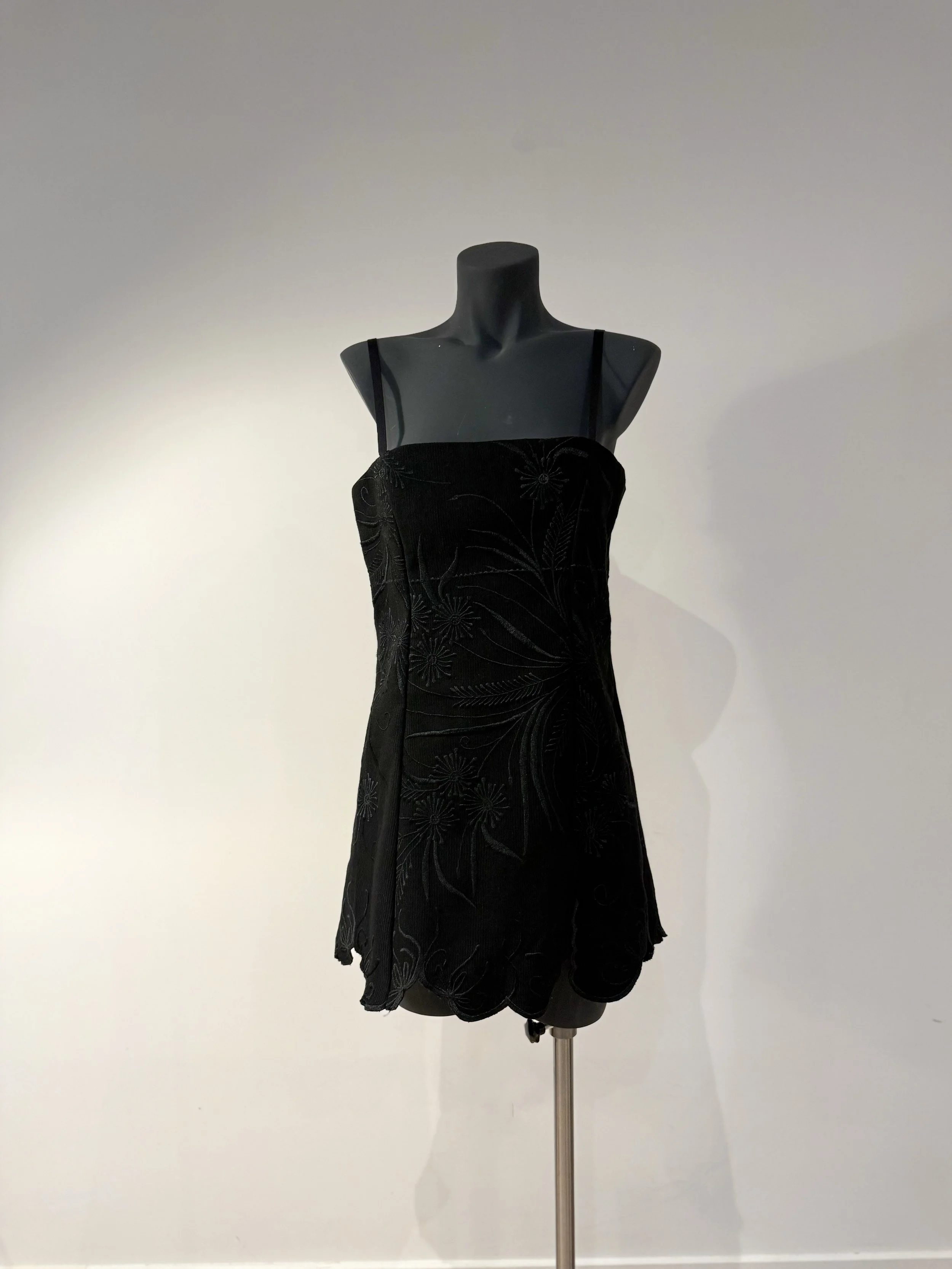 Lumen Noir Dress 1.JPG
