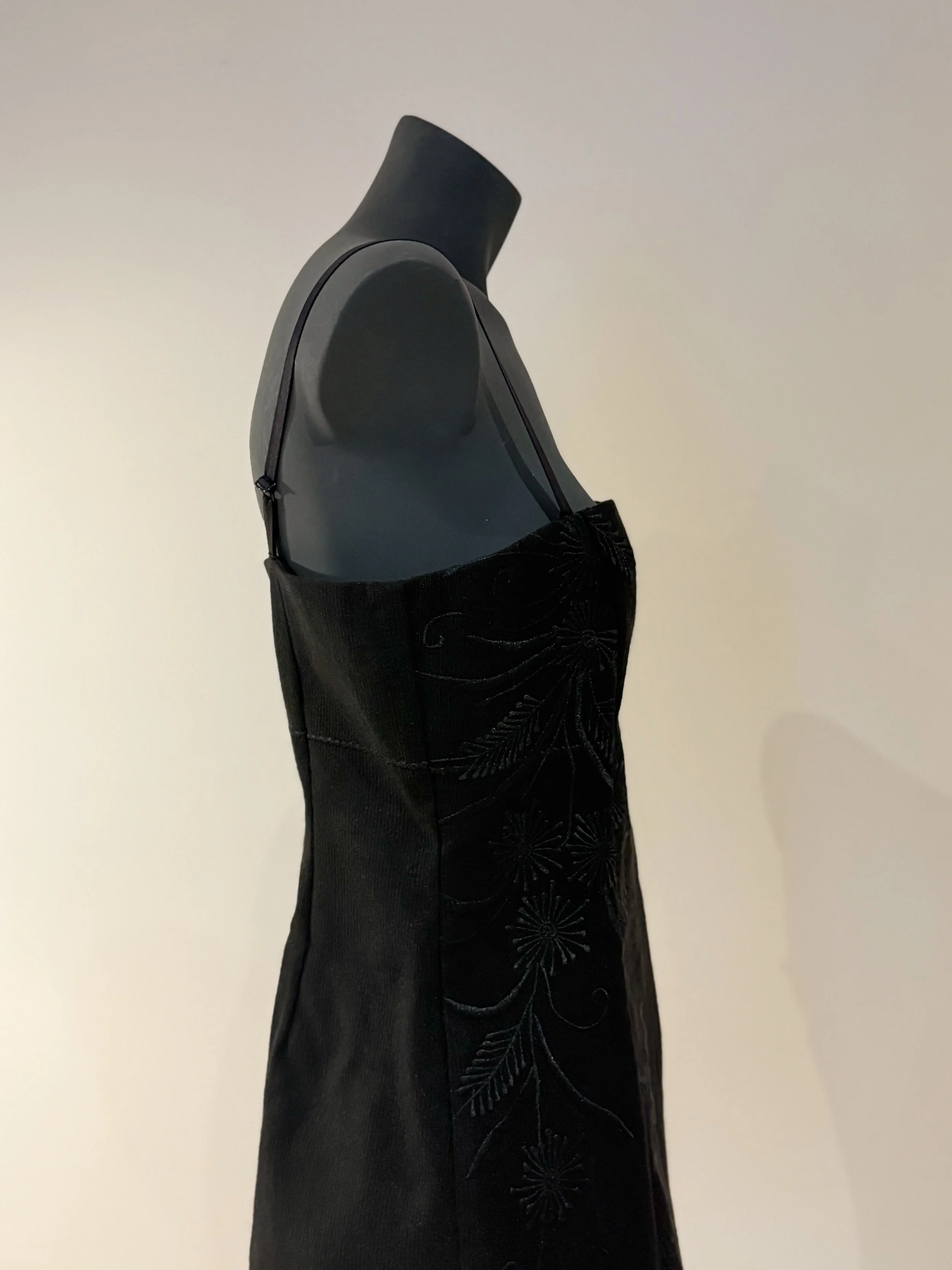 Lumen Noir Dress 5.JPG
