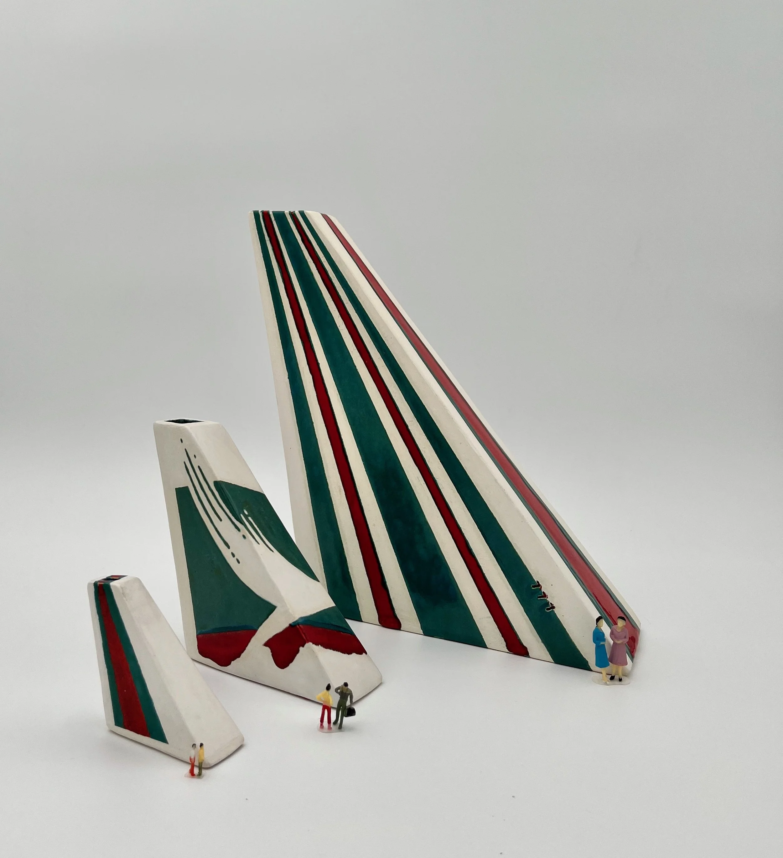 Betsies
CX 777
h. 6.5cm, h. 13cm, h. 26cm