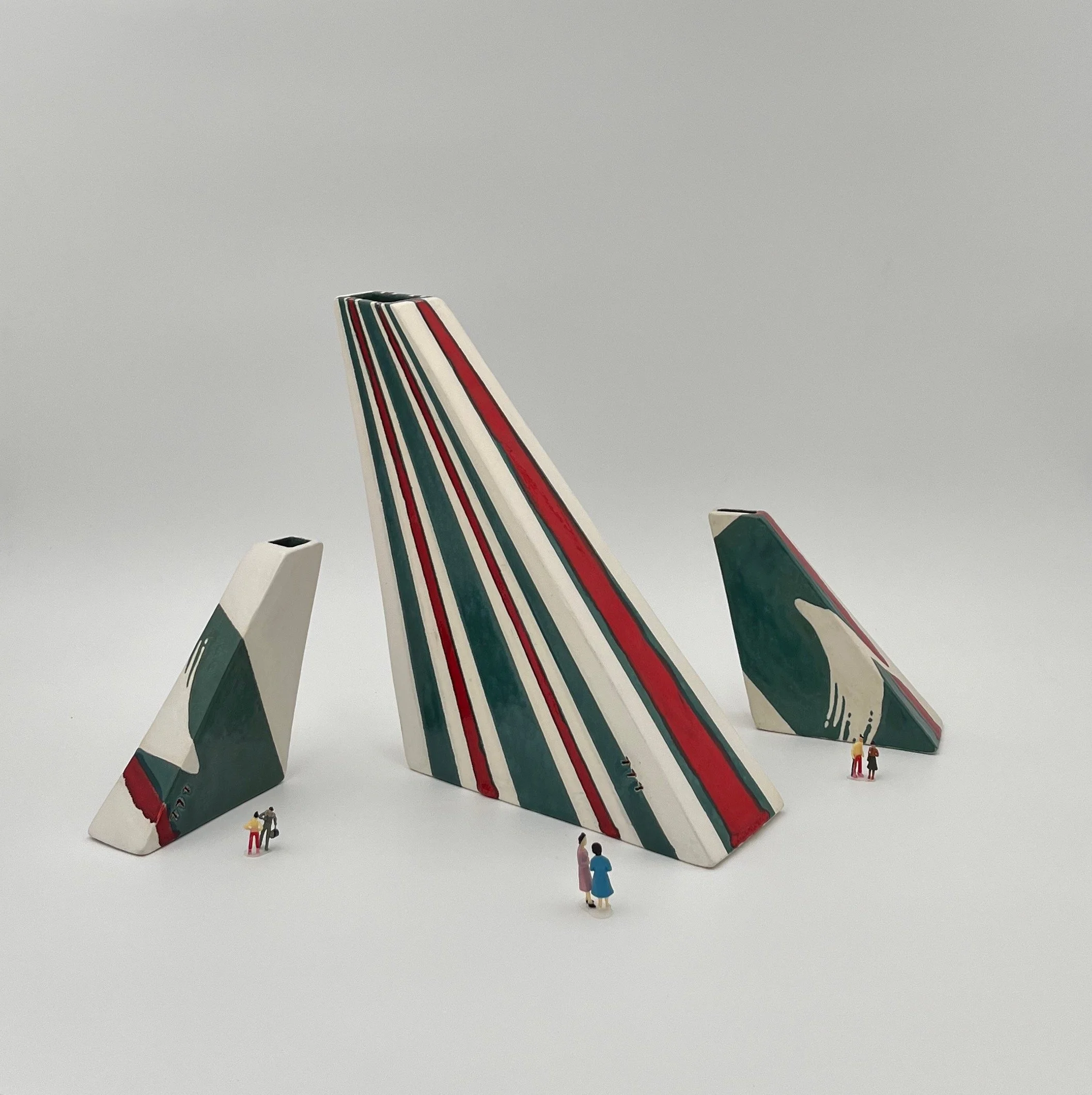 Betsies
CX 777
h. 6.5cm, h. 13cm, h. 26cm