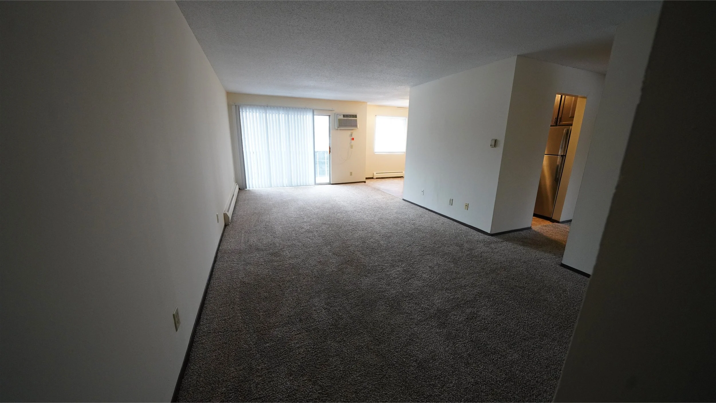 925-210 living room.jpg