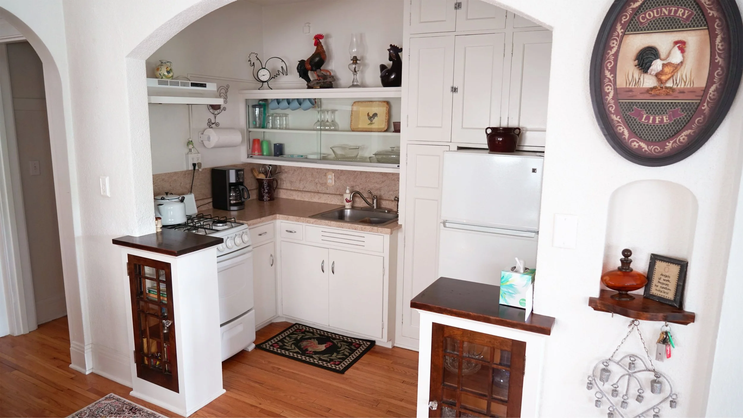 1887-2 kitchen edited .jpg