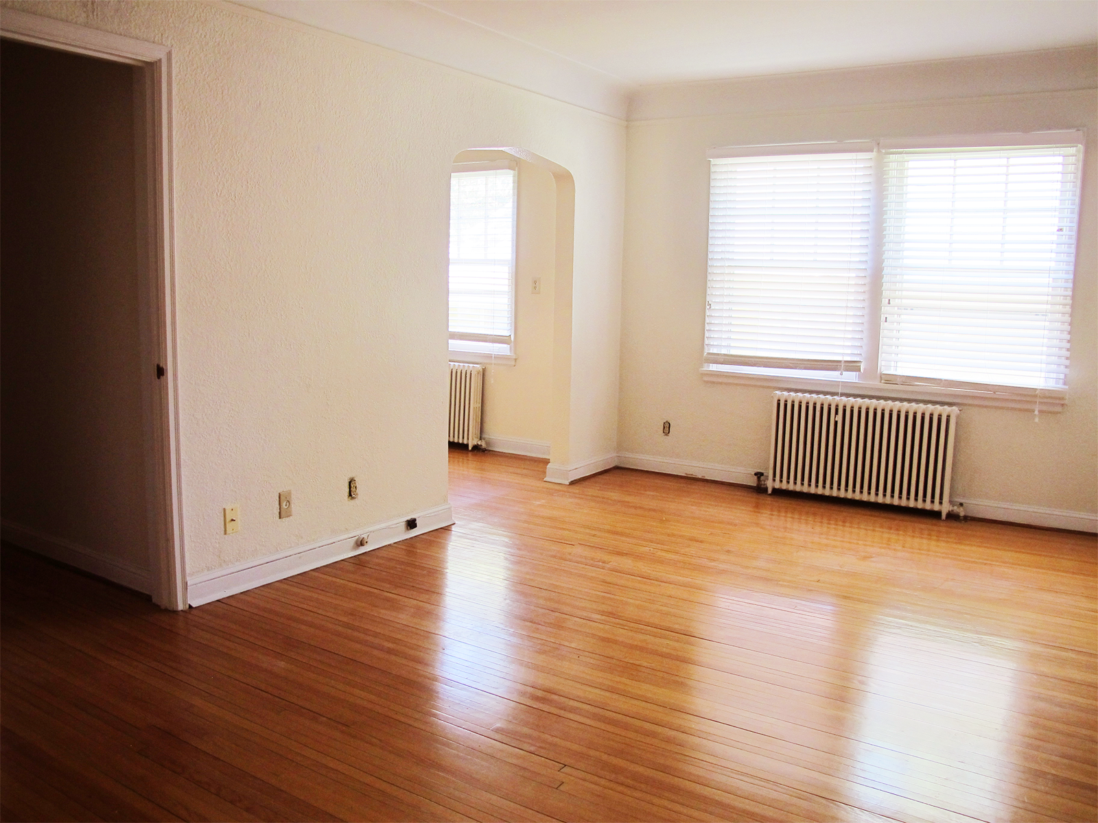 1861-103 living room2.png