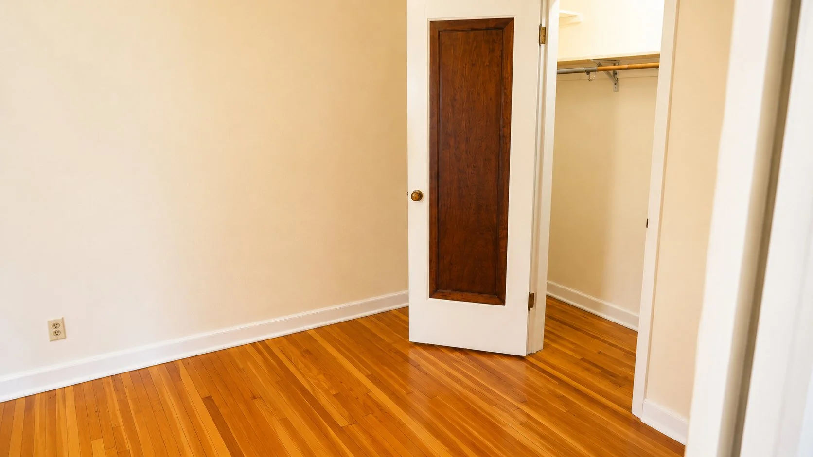1871R closet.jpg