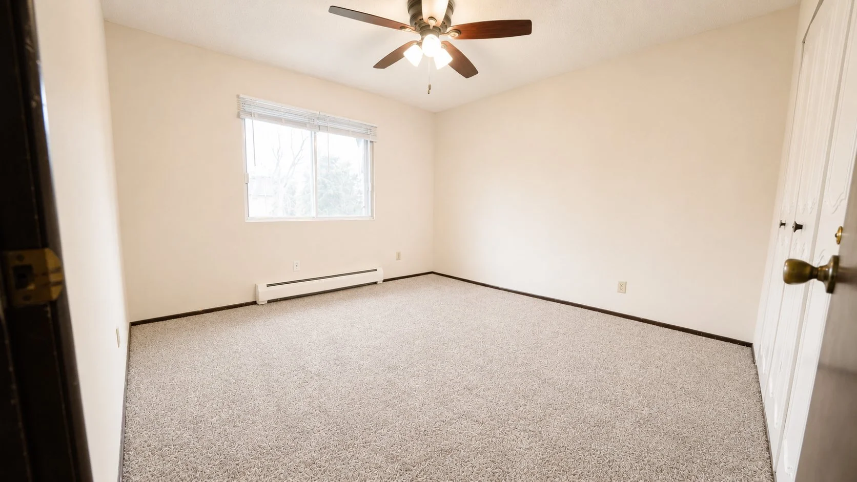 Riviera bedroom4.jpg