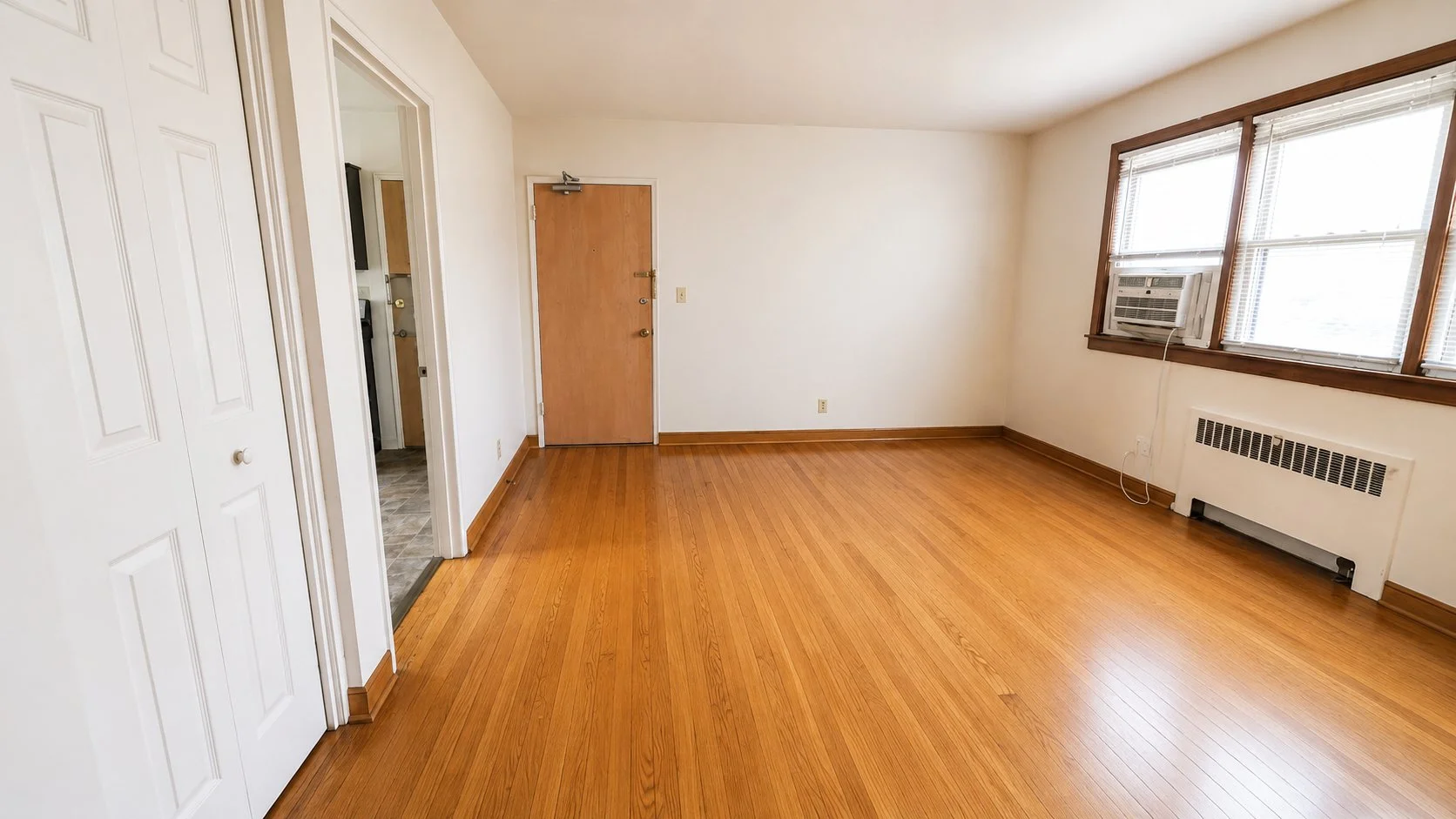 1835-8 living room.jpg