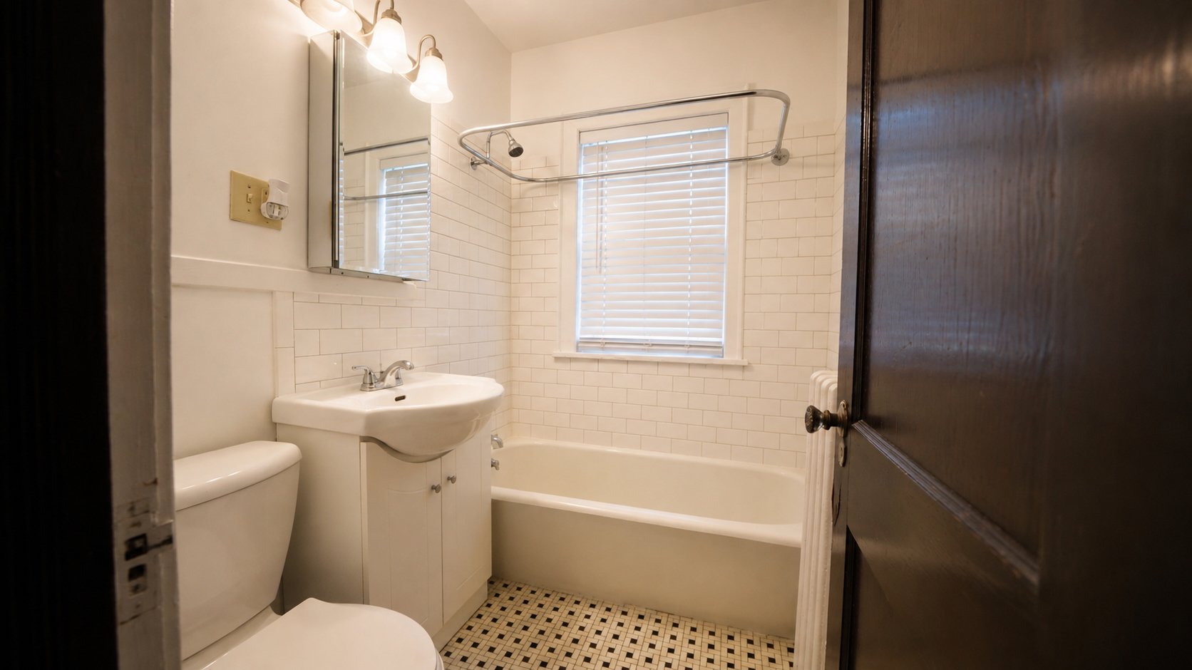 2086-10 bathroom.jpg