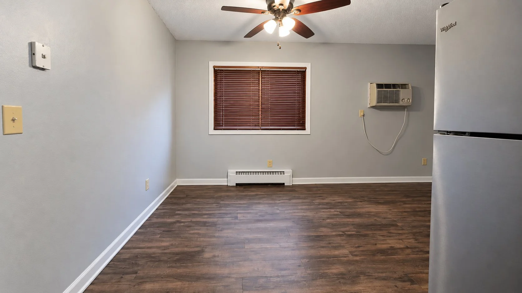 580-2 dining room .jpg