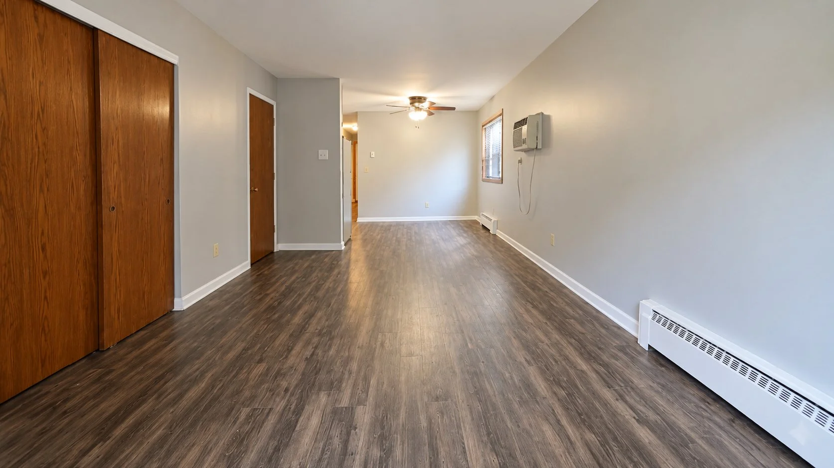 580-2 living room.jpg