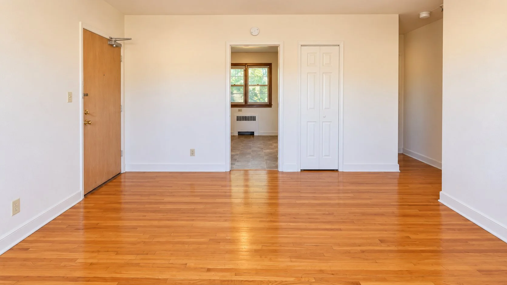 1837-11 living room3.jpg