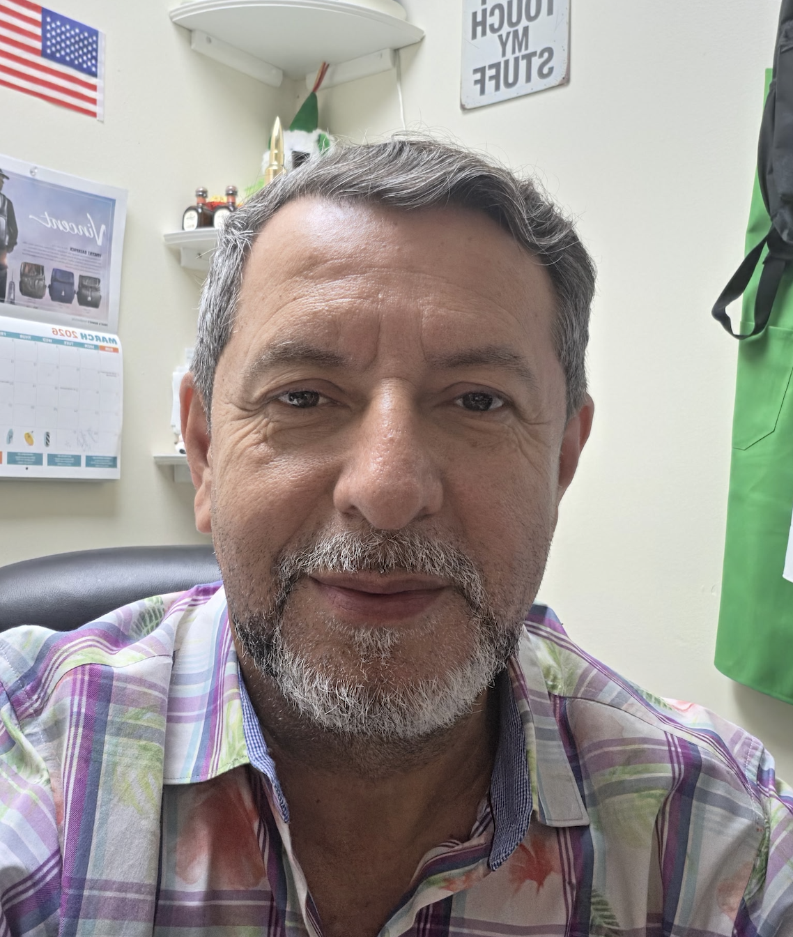 Walter Vasquez headshot