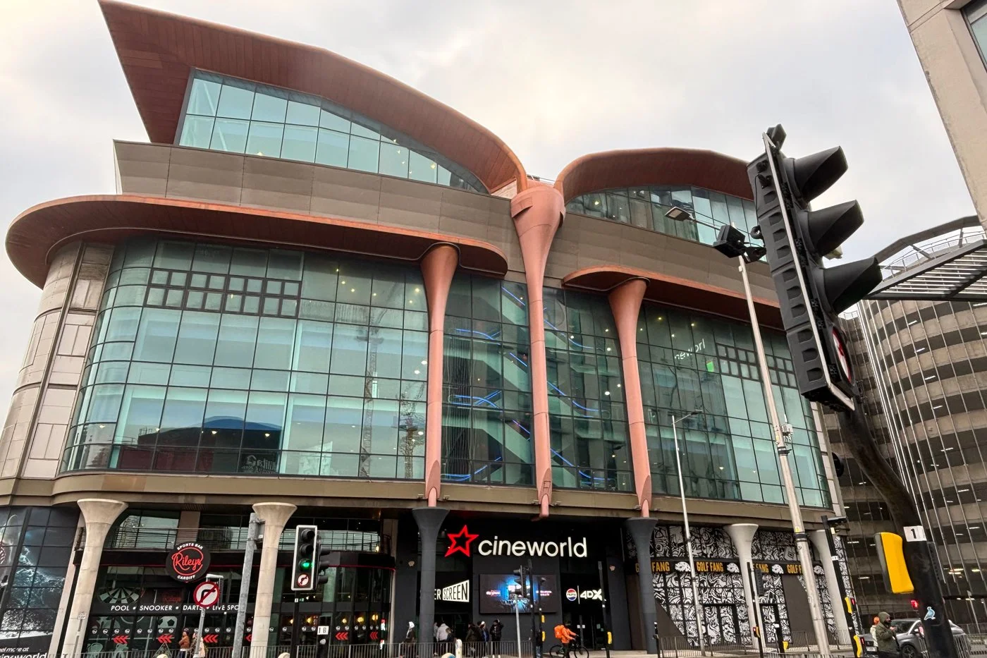 CARDIFF_7.jpg