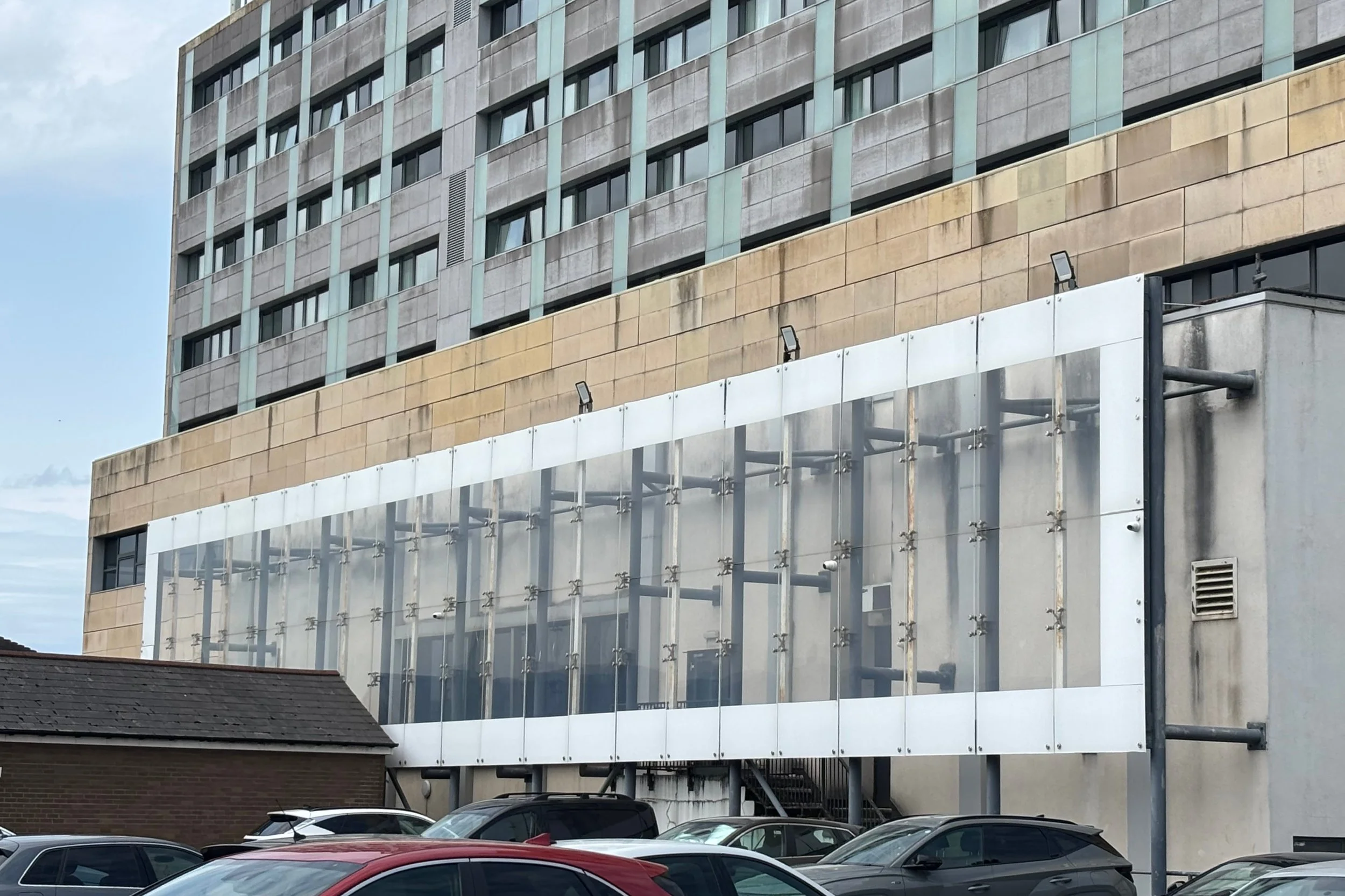 holidayinn.jpg
