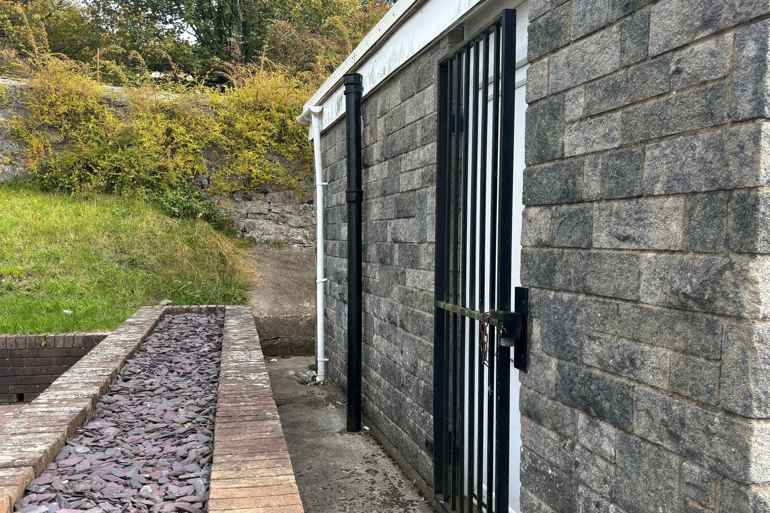 MERTHYR CEMETERY2.jpg