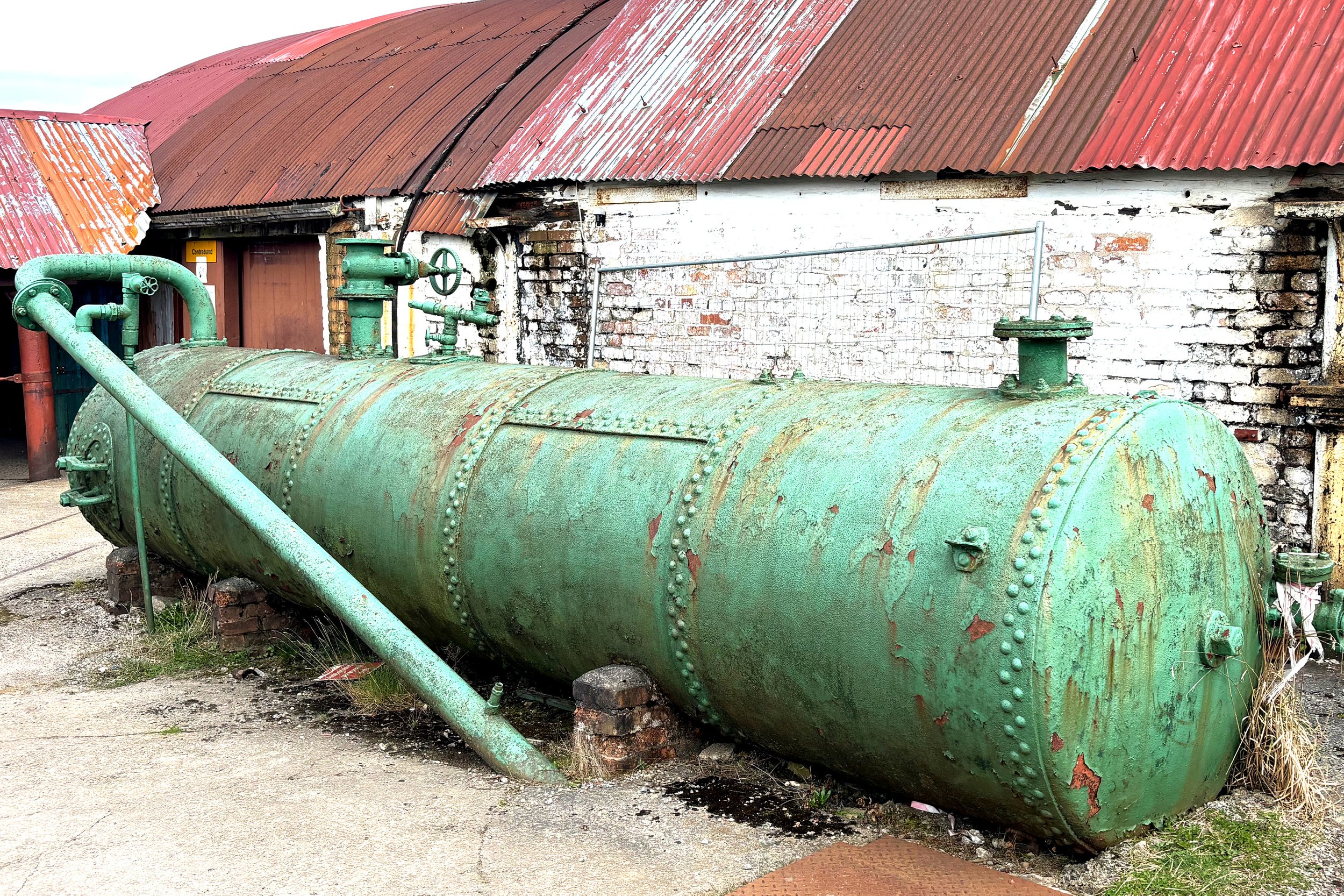 bigpit12.jpg