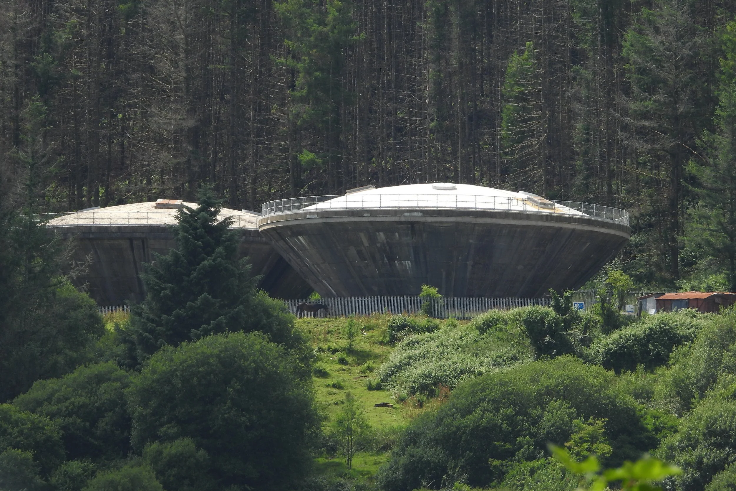domes4.jpg