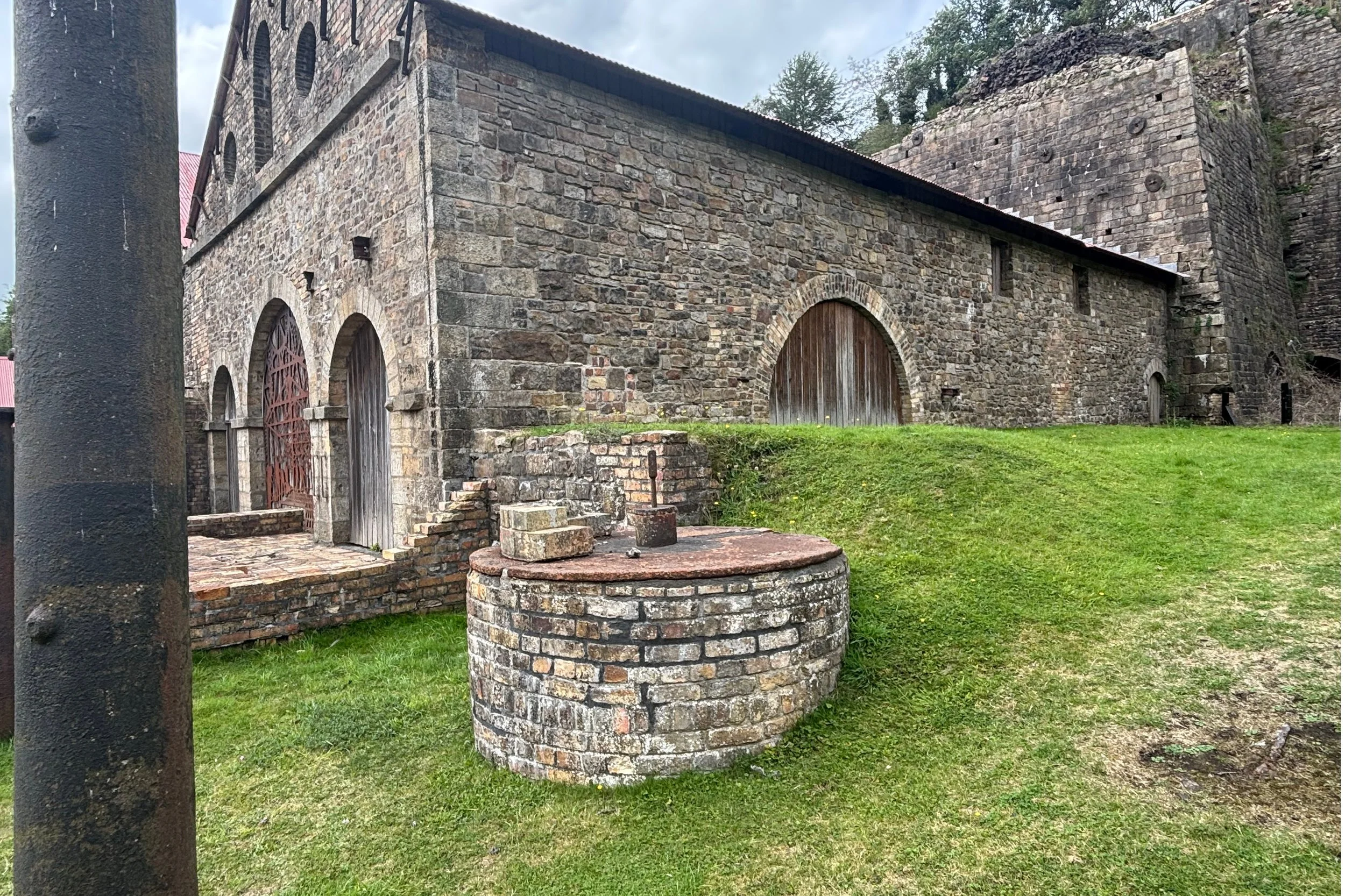 BLAEN11.jpg