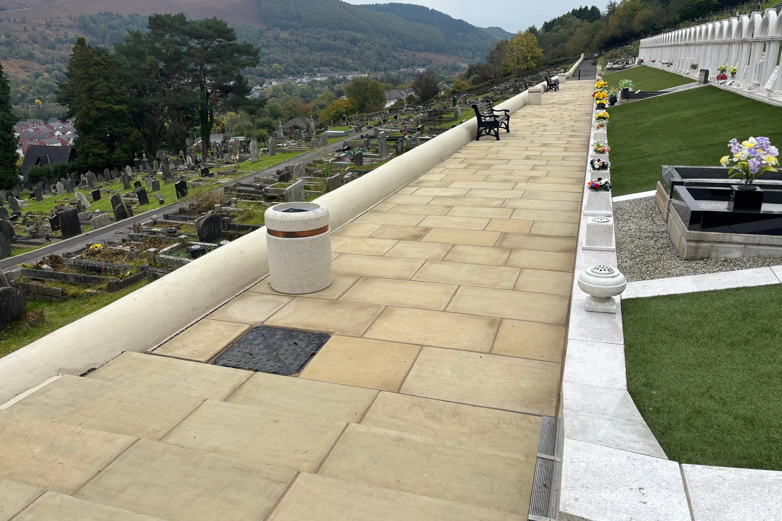 Pantglas cemetery12.jpg