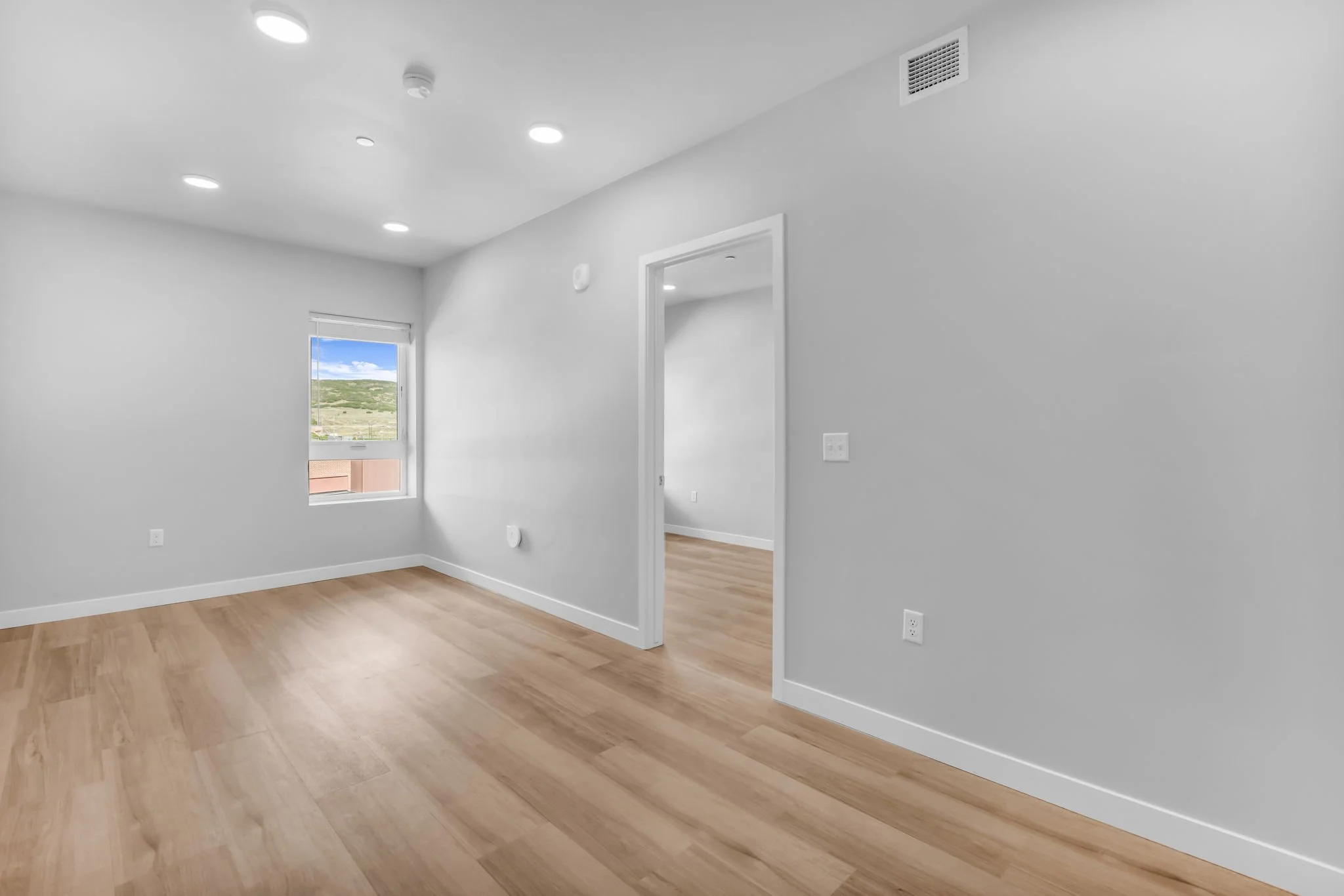 14-web-or-mls-3980-quinns-drive.jpg