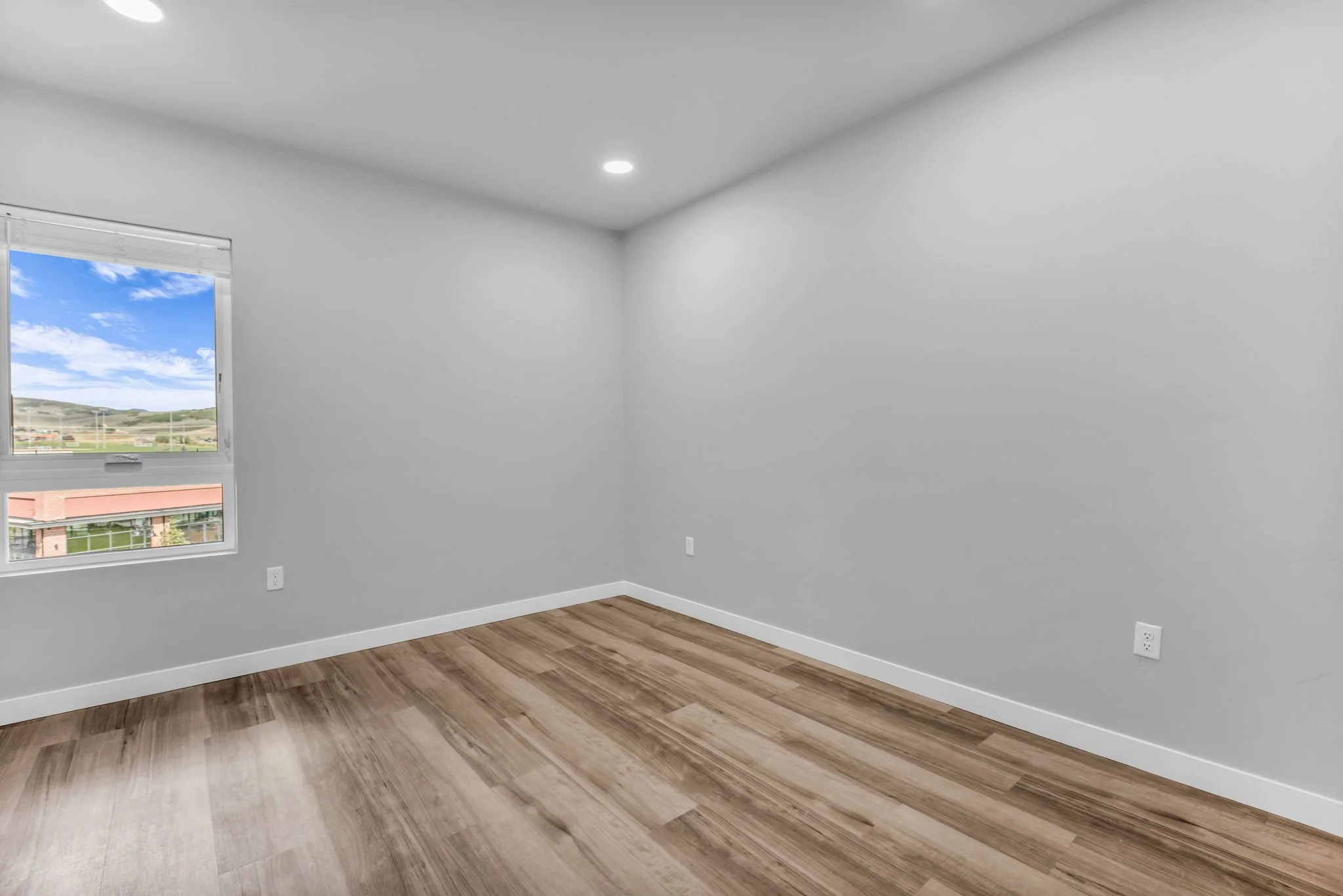 70-web-or-mls-3980-quinns-drive.jpg