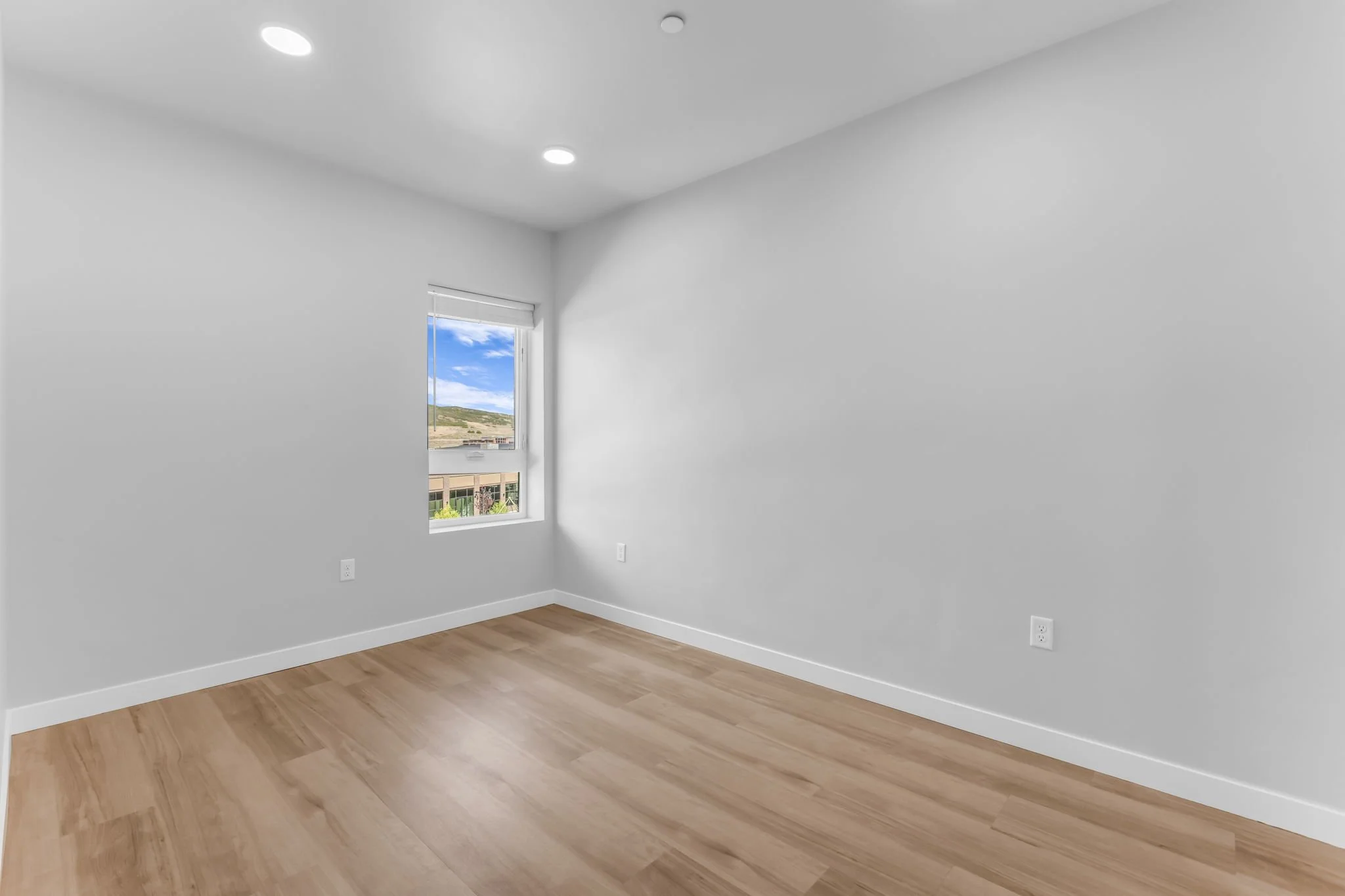 9-web-or-mls-3980-quinns-drive.jpg