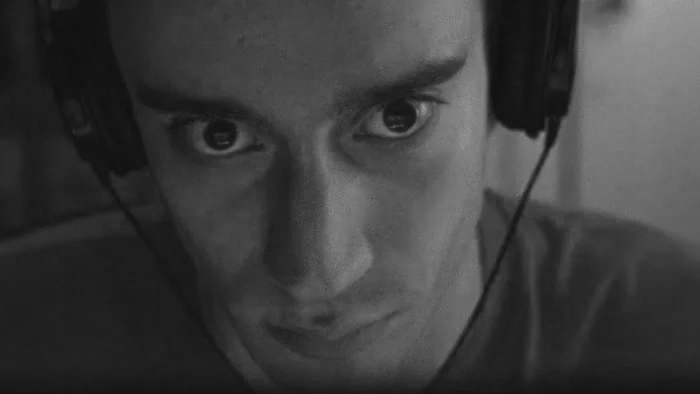 LURKER