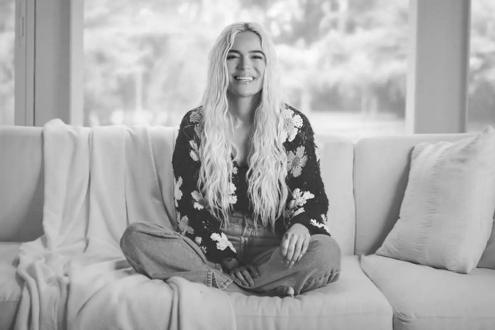 KAROL G: TOMORROW WAS BEAUTIFUL
