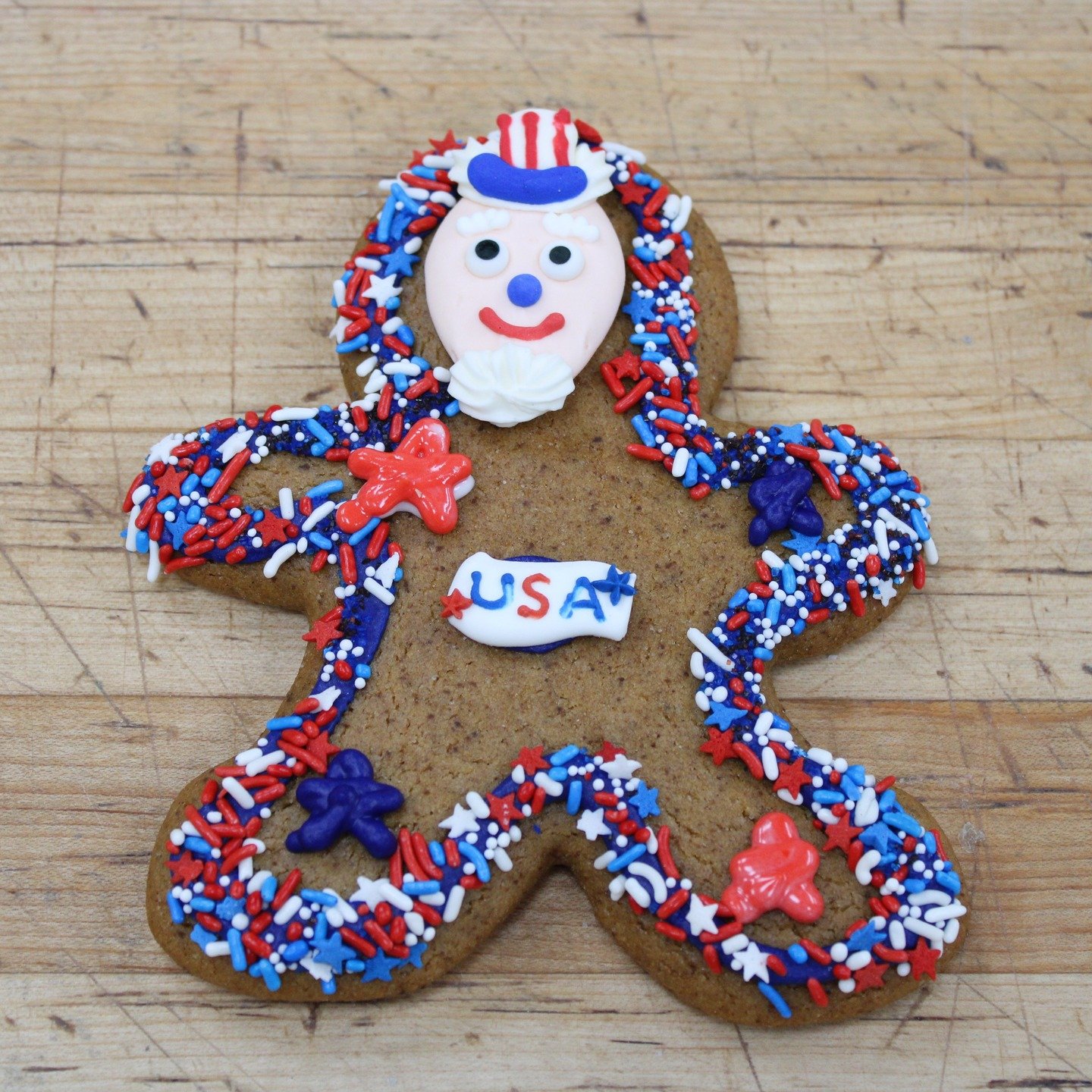 Uncle Sam has arrived at Antoines!! Stop in today to grab your own treat!! #Bakery #bakerylife #bakerytiktok #gingerbread #bakingchronicles #baker #cookiedecorating #fourthofjuly #richthebaker #antoinespastryshop #shopsmallbusiness #shoplocal