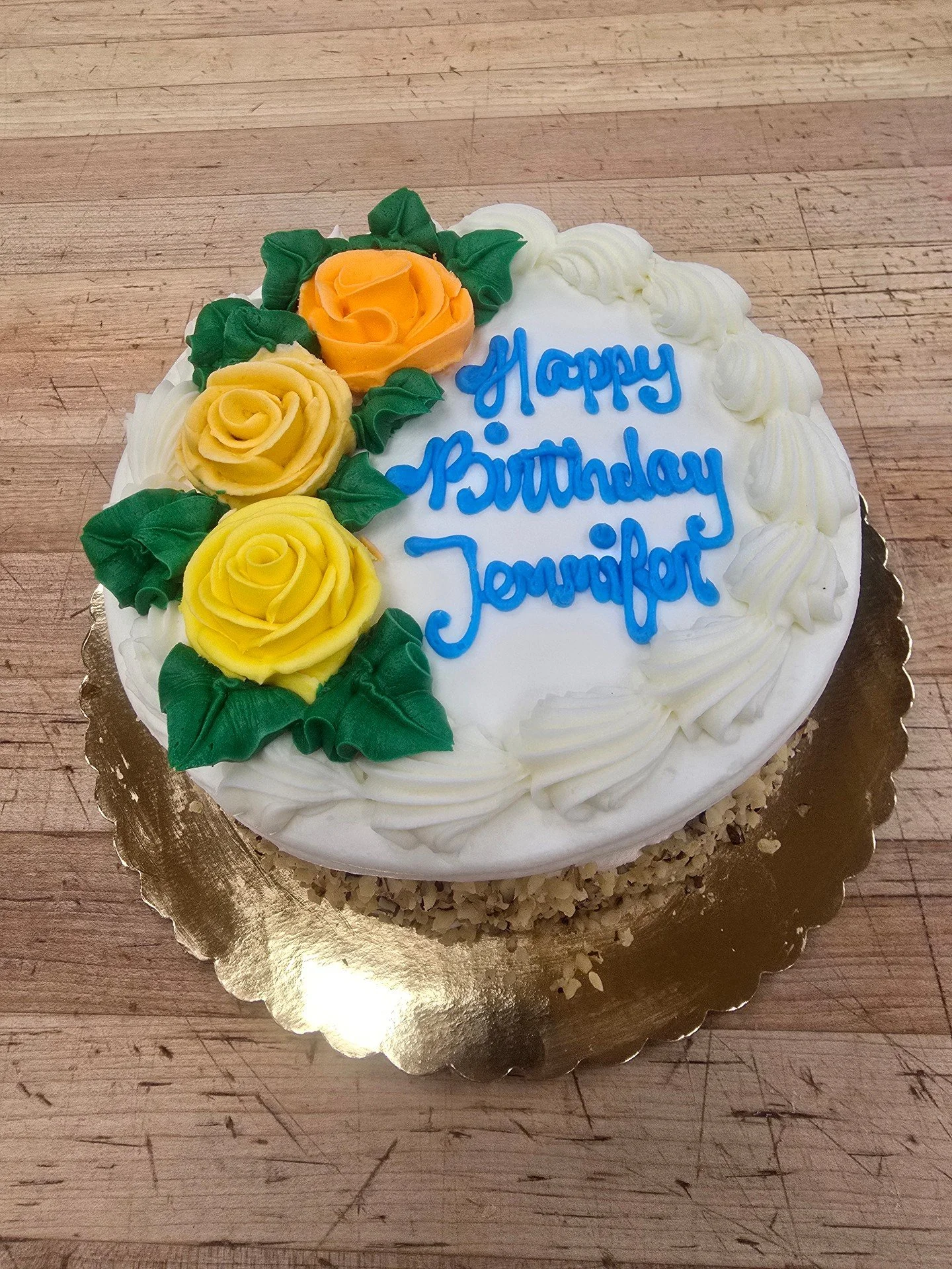 Happy Birthday Jennifer! #antoinespastryshop #bakery #bakerylife #cake #cakes #carrotcake #roses #richthebaker #creamcheesefrosting #nuts