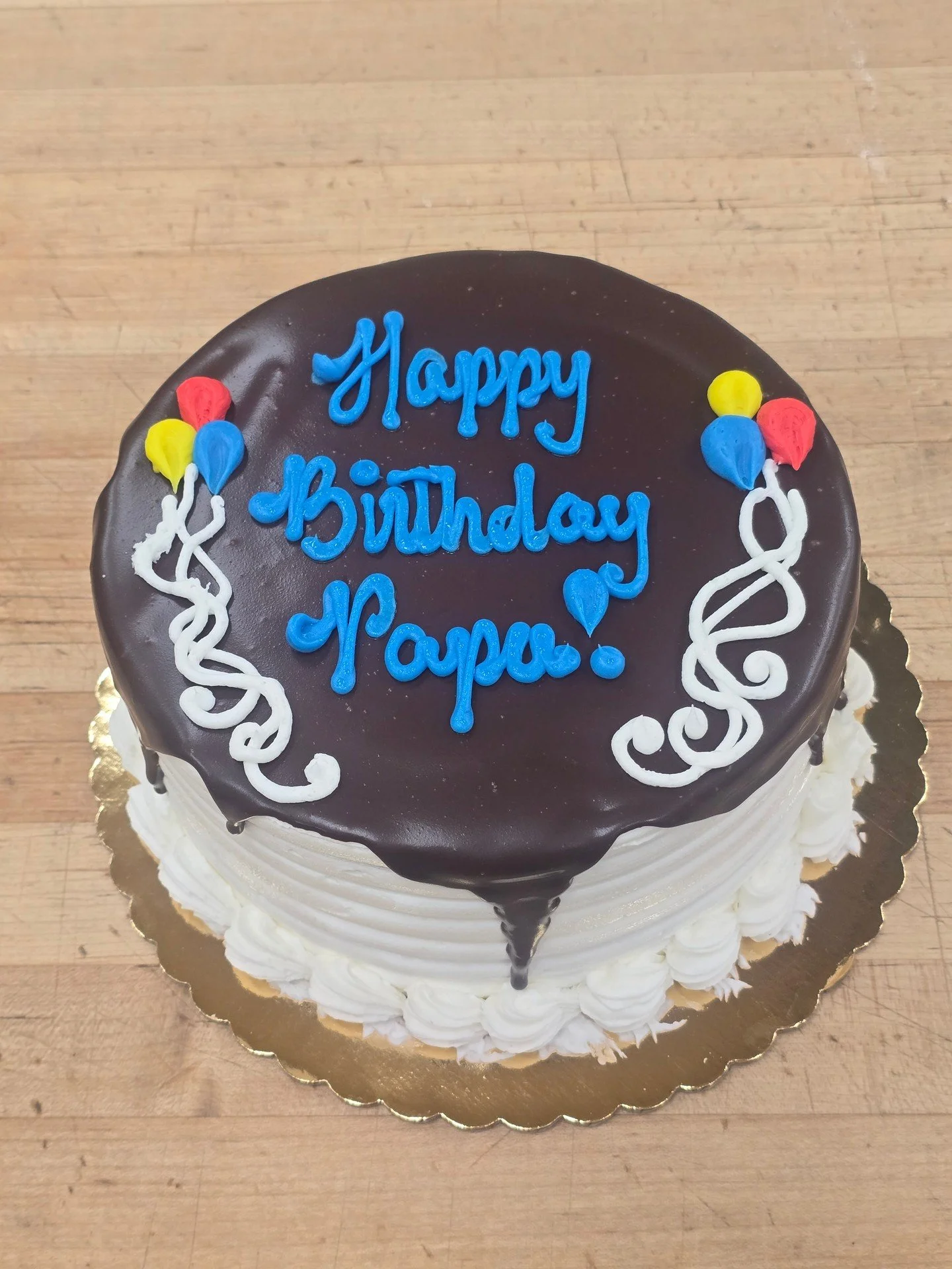 Happy Birthday Papa! #antoinespastryshop #cake #cakes #happybirthday #richthebaker #bakery #bakerlife #vanillacake #chocolatecake #black&amp;whitecake #frosting #ganache
