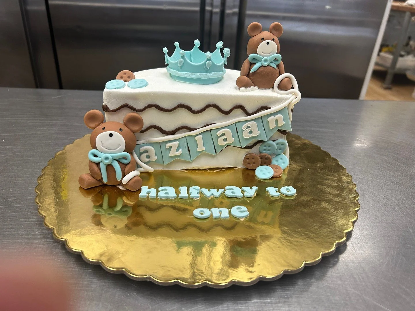 Halfway to One Aziaan!! #antoinespastryshop #cake #cakes #fondant #bakery #bake #richthebaker #halfwaytoone