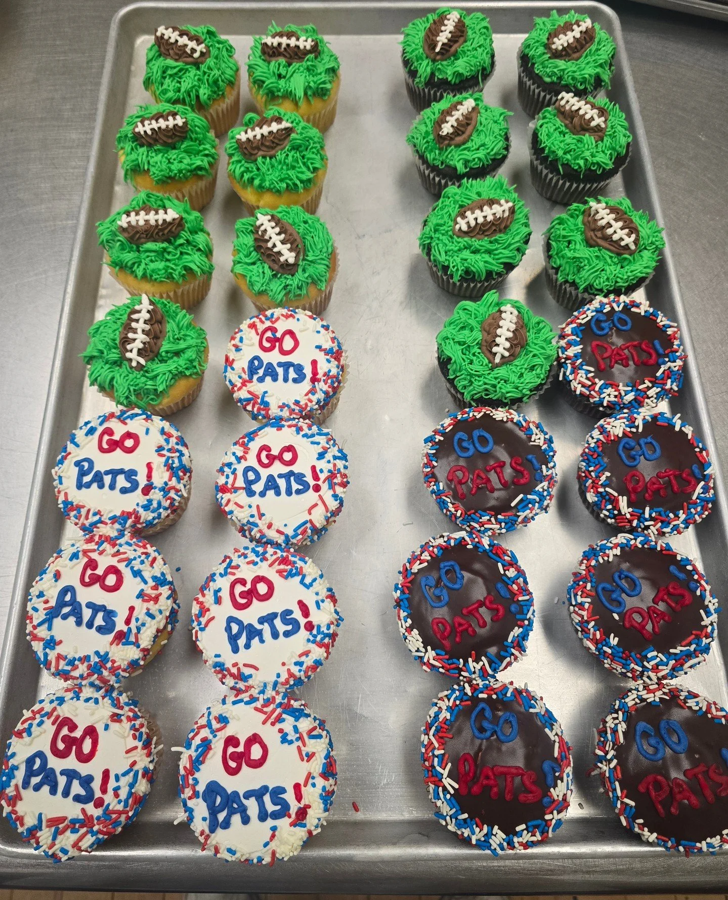 Get ready for the Pats playoff game this weekend with our patriot cupcakes!! We have vanilla and chocolate!! Stop in today! @patriots #antoinespastryshop #cupcake #decoration #bake #bakery #richthebaker #patriots #NFL #football #playoffs #drakemaye @