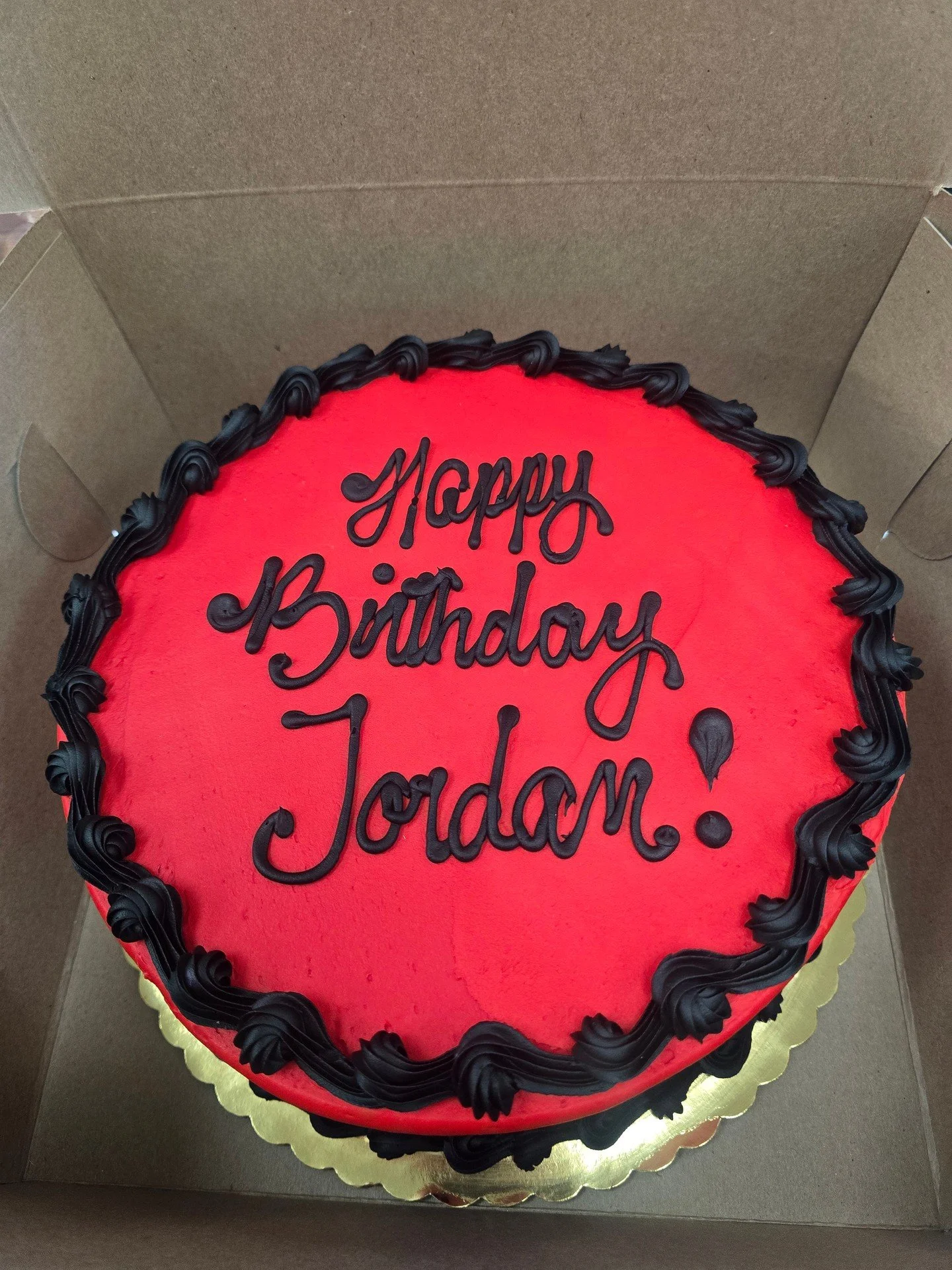 Happy Birthday Jordan!! #antoinespastryshop #strangerthings #bake #baking #upsidedown #cake #cakedecorating #icing #happybirthday #richthebaker #bigcake