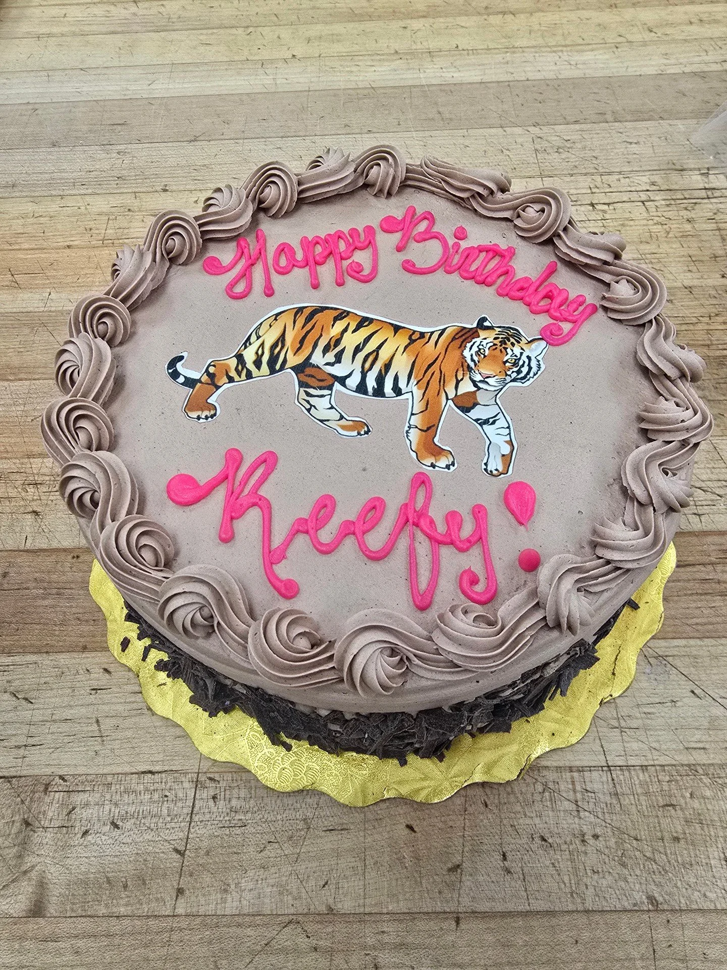 Happy Birthday Reefy! #antoinespastryshop #bake #bakery #chocolate #happybirthday #richthebaker #tiger #animal #frosting