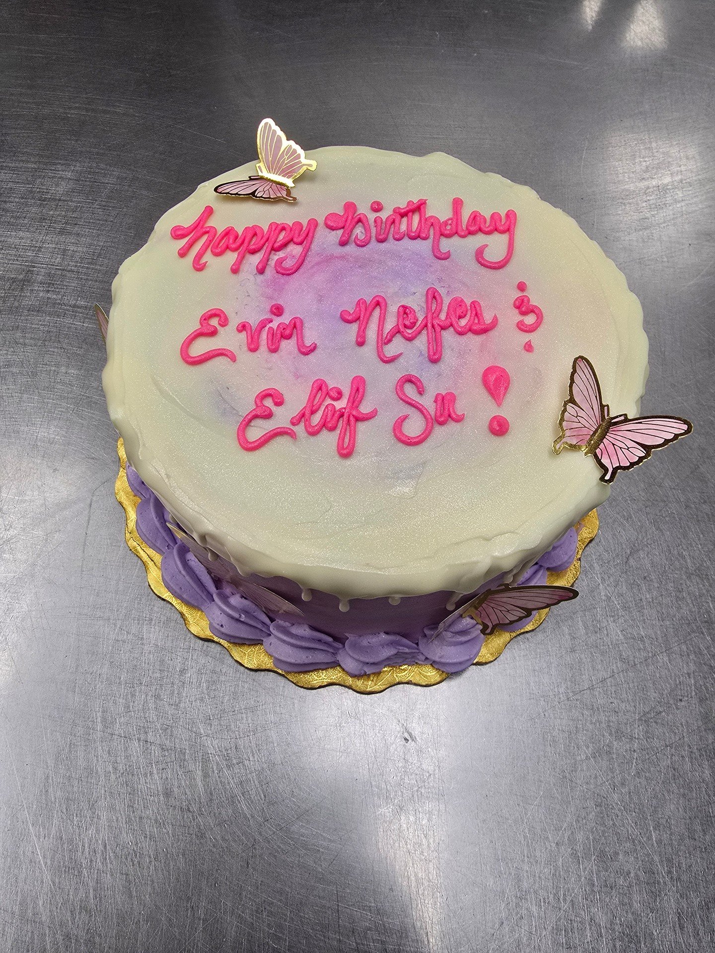 Happy Birthday 🦋🦋🦋 #antoinespastryshop #cake #cakes #butterfly #customcake #decoratedcake #ricthebaker