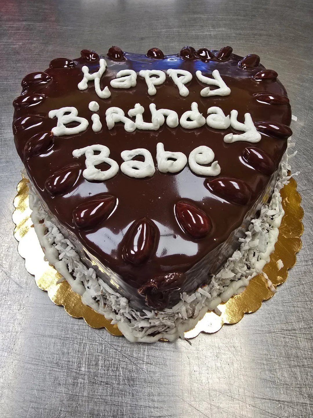 Happy Birthday Babe! This is our new almond joy cake! available by pre order only! Stop in or call in to order yours today!! #antoinespastryshop #cake #cakes #richthebaker #almondjoy #chocolate #candy #candycake #almond