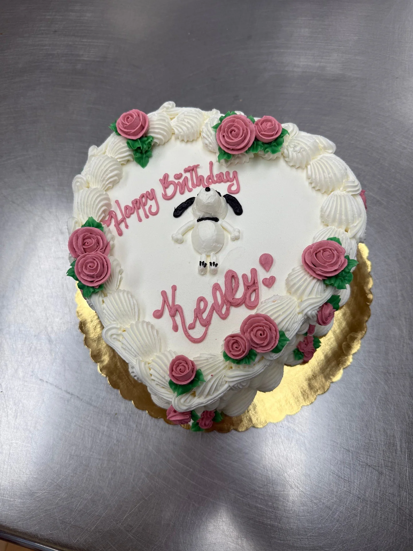 Happy Birthday Kelly! #antoinespastryshop #cakes #cake #cakedecoration #richthebaker #snoopy #charliebrown