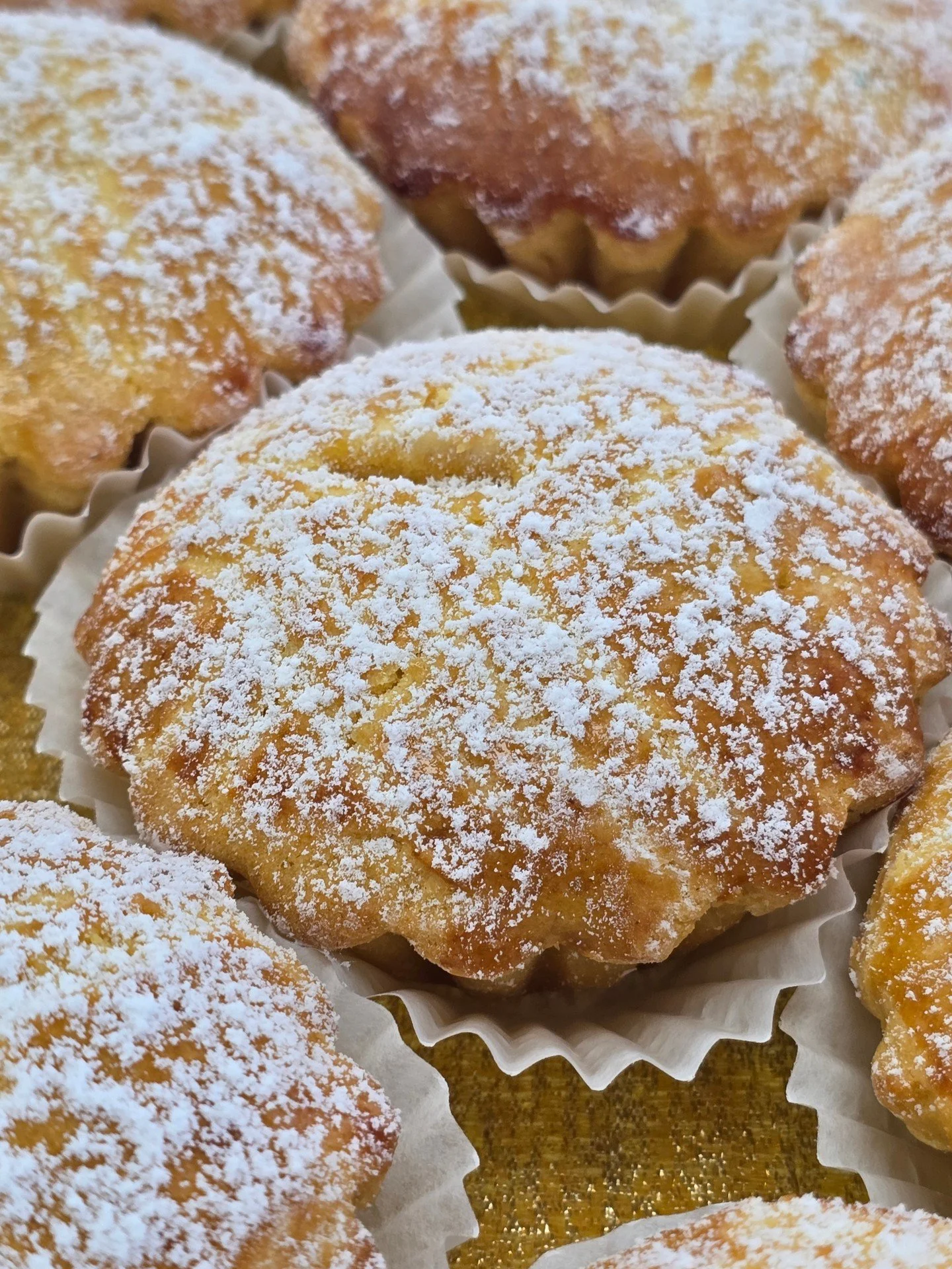 Ricotta Cups! #antoinespastryshop #pastry #pastries #ricotta #italian #italy #richthebaker #ricottacup #powderedsugar