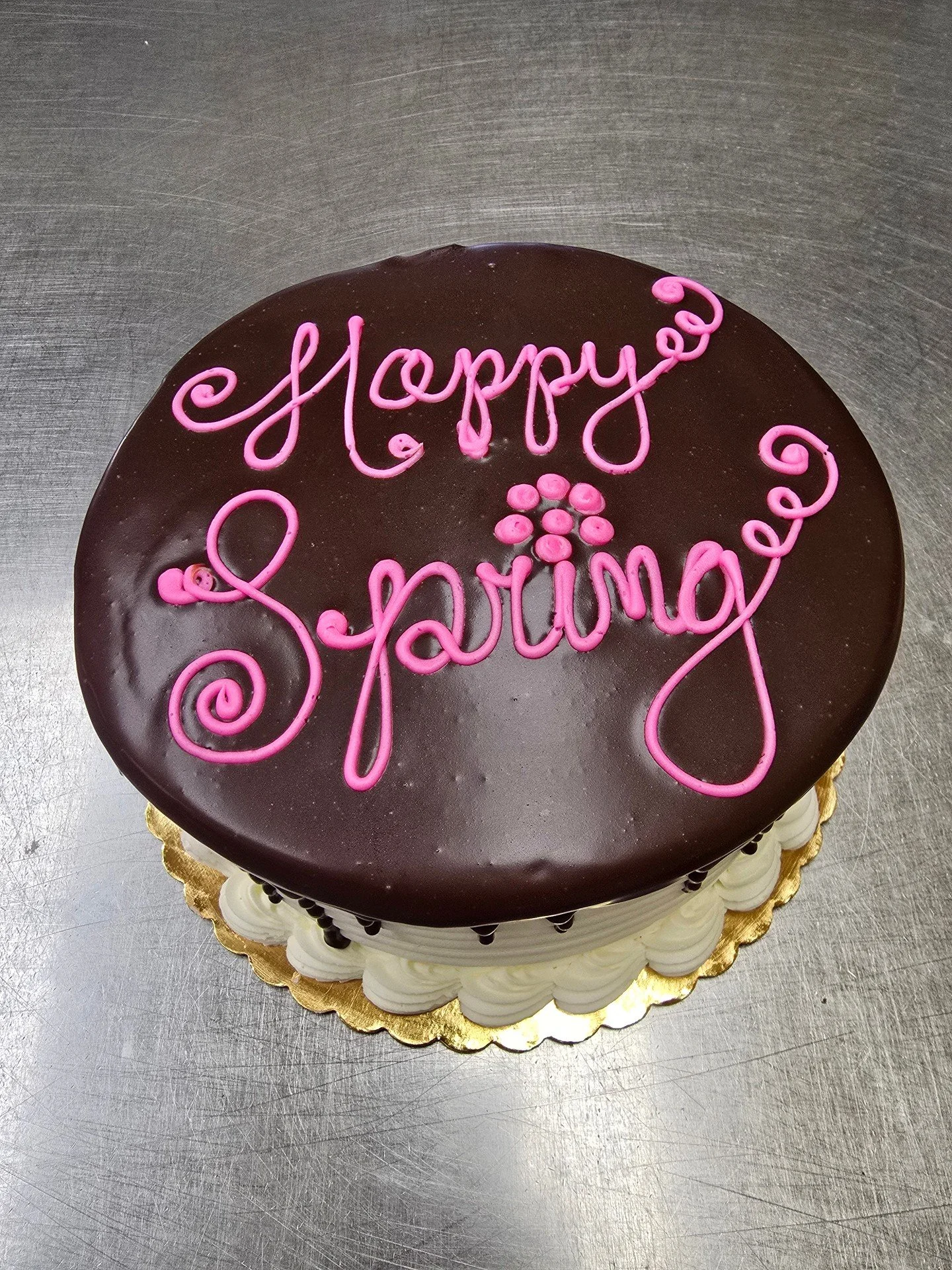 Happy Spring! #antoinespastryshop #cake #cakes #vanilla #chocolate #frosting #richthebaker #happybirthday #black&amp;whitecake