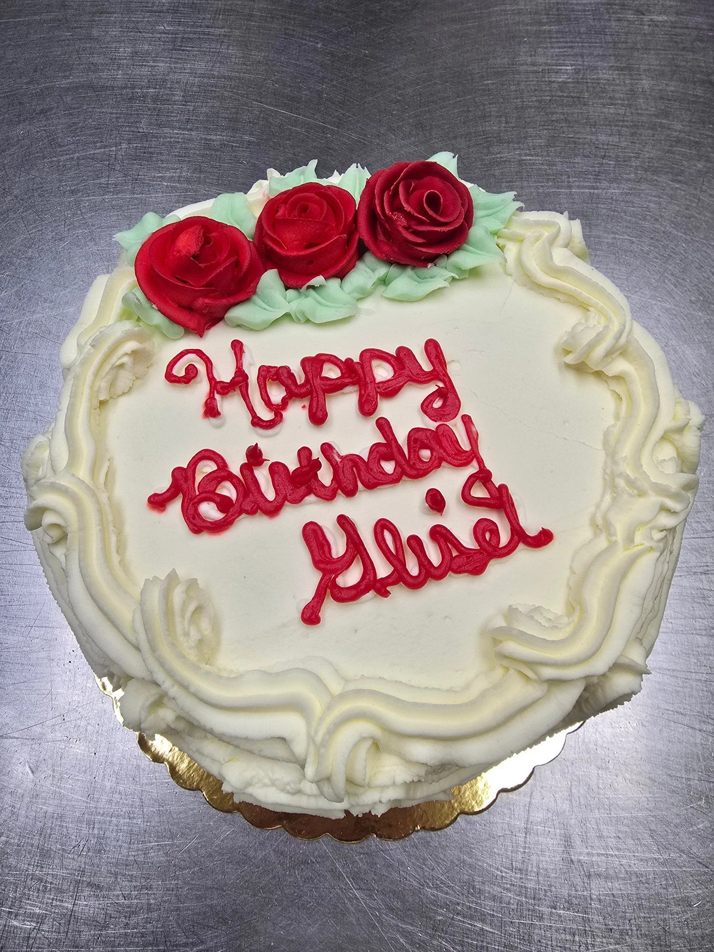 Happy Birthday Glise! #antoinespastryshop #cake #cakes #vanilla #chocolate #whipcream #richthebaker #happybirthday #whipcreamstrawberry