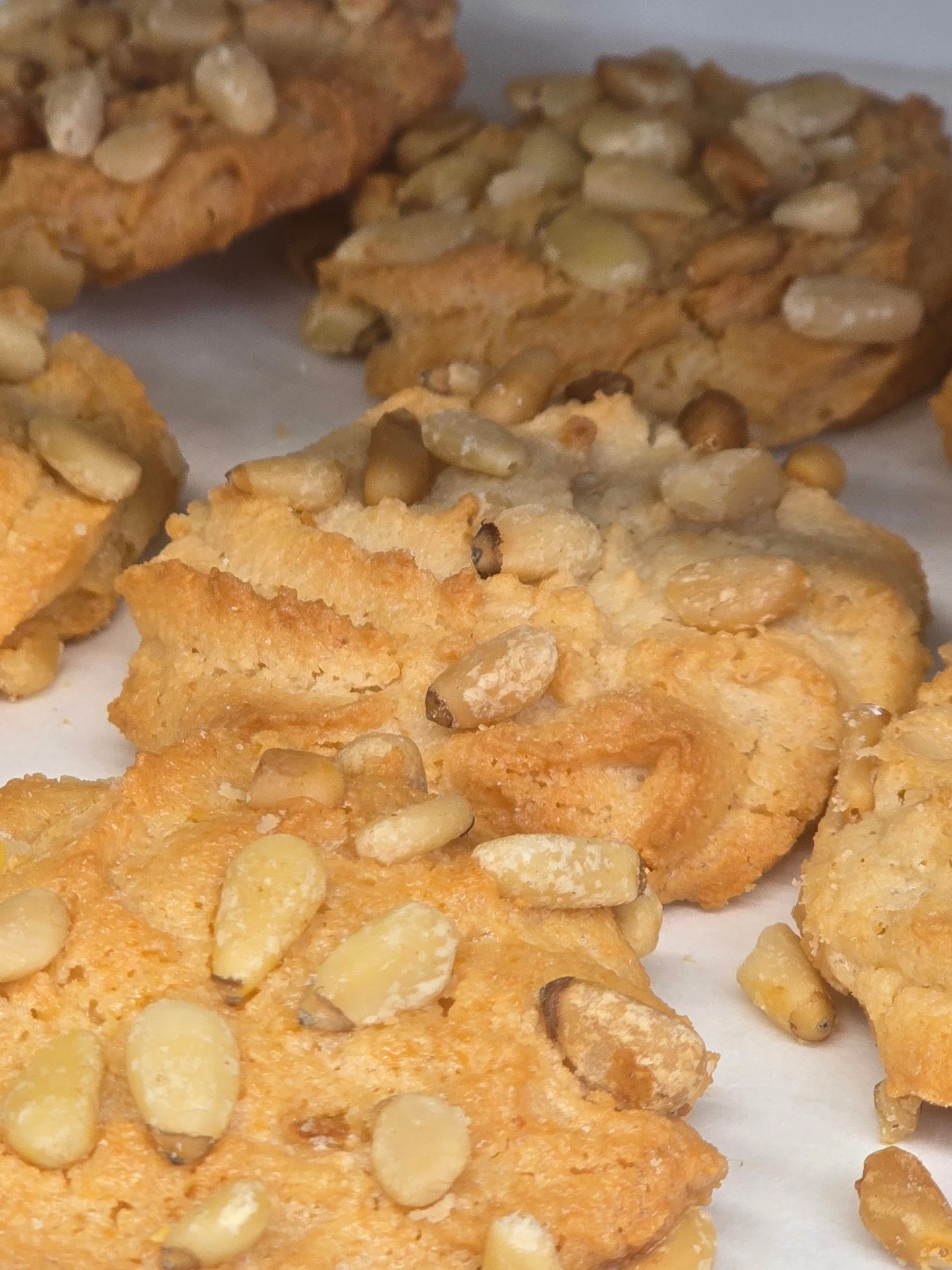 Pinenut Macaroon! #antoinespastryshop #cookie #cookies #italian #italy #pinenut #richthebaker #cookiesbythepound