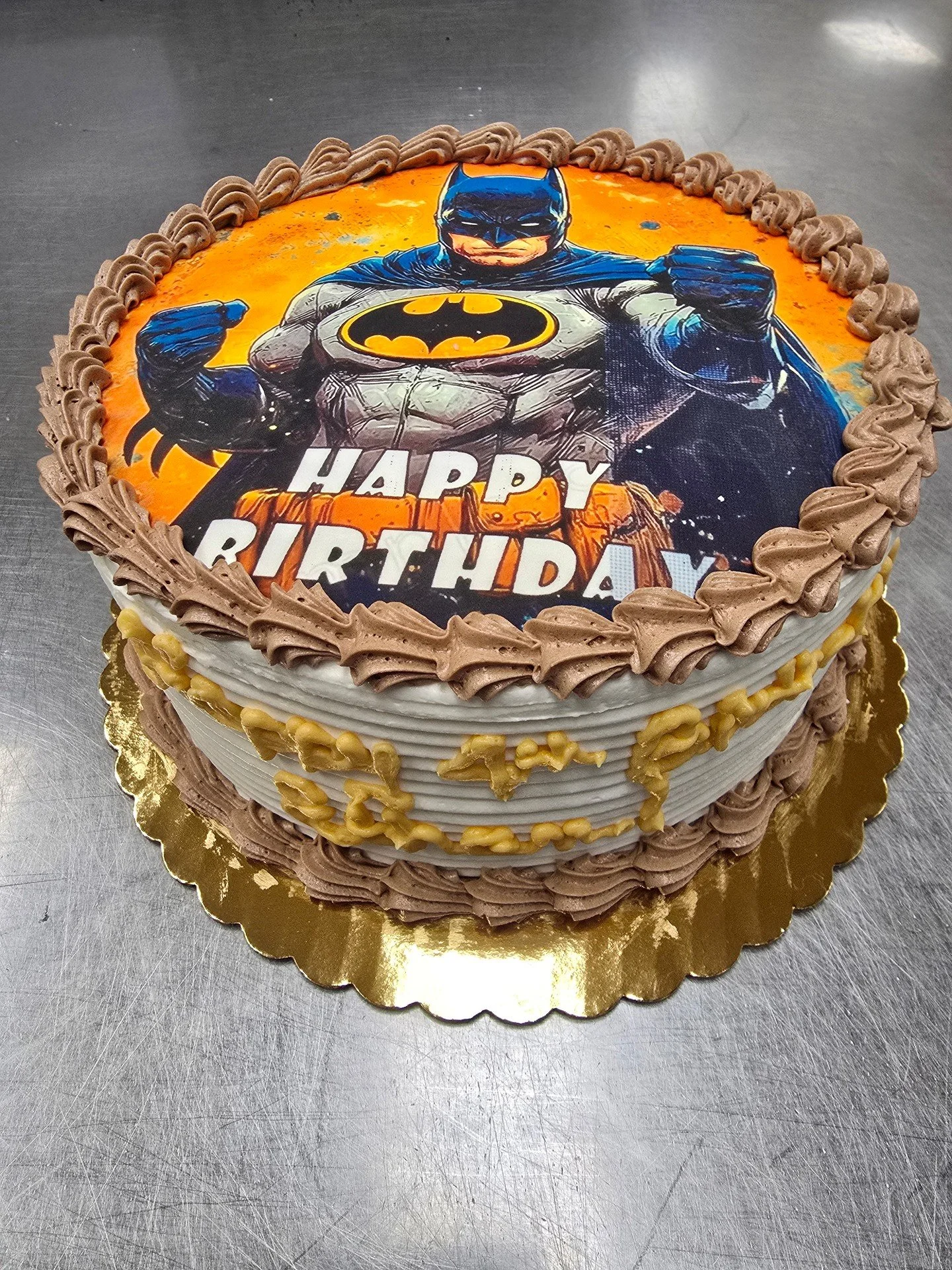 Happy 4th Birthday!! #antoinespastryshop #cake #cakes #batman #customcake #richthebaker #chocolate #frosting #vanila