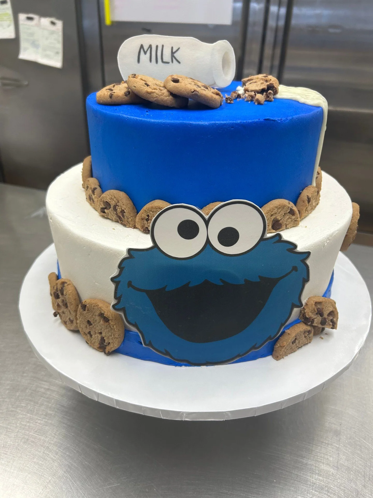 Cookie's!!!! #antoinespastryshop #sesamestreet #cookiemonster #cake #cakes #customcake #richthebaker #cookies #cookie