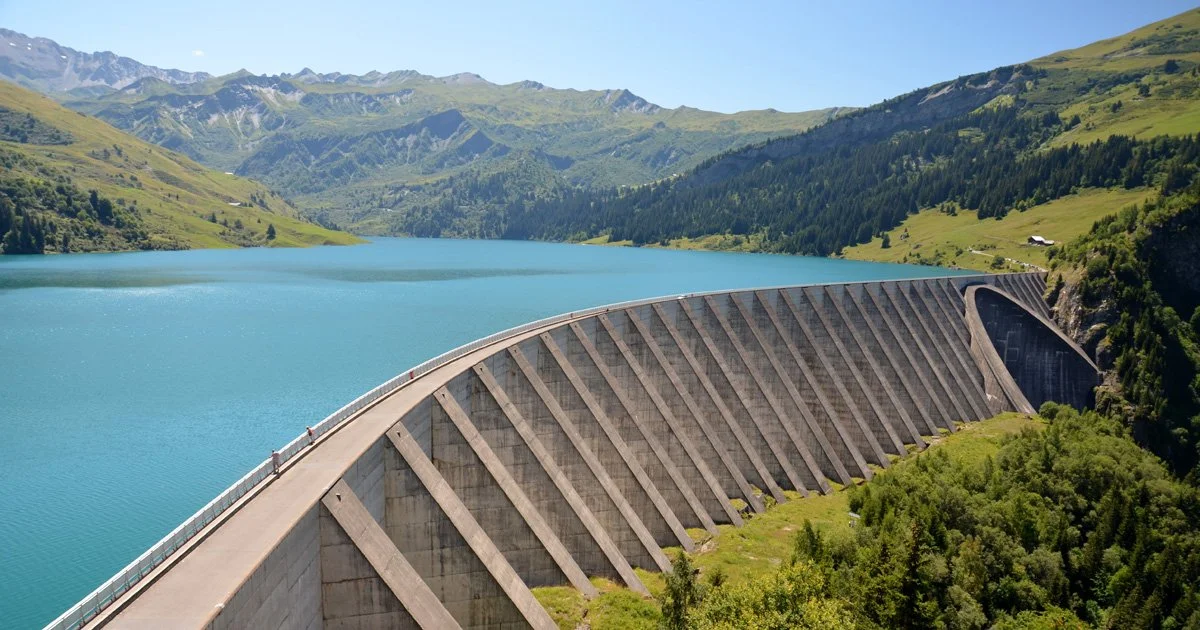 CONCESSIONS D'ÉNERGIE HYDRAULIQUE / TRANSFORMATION DU RÉGIME CONCESSIF EN RÉGIME D'AUTORISATION