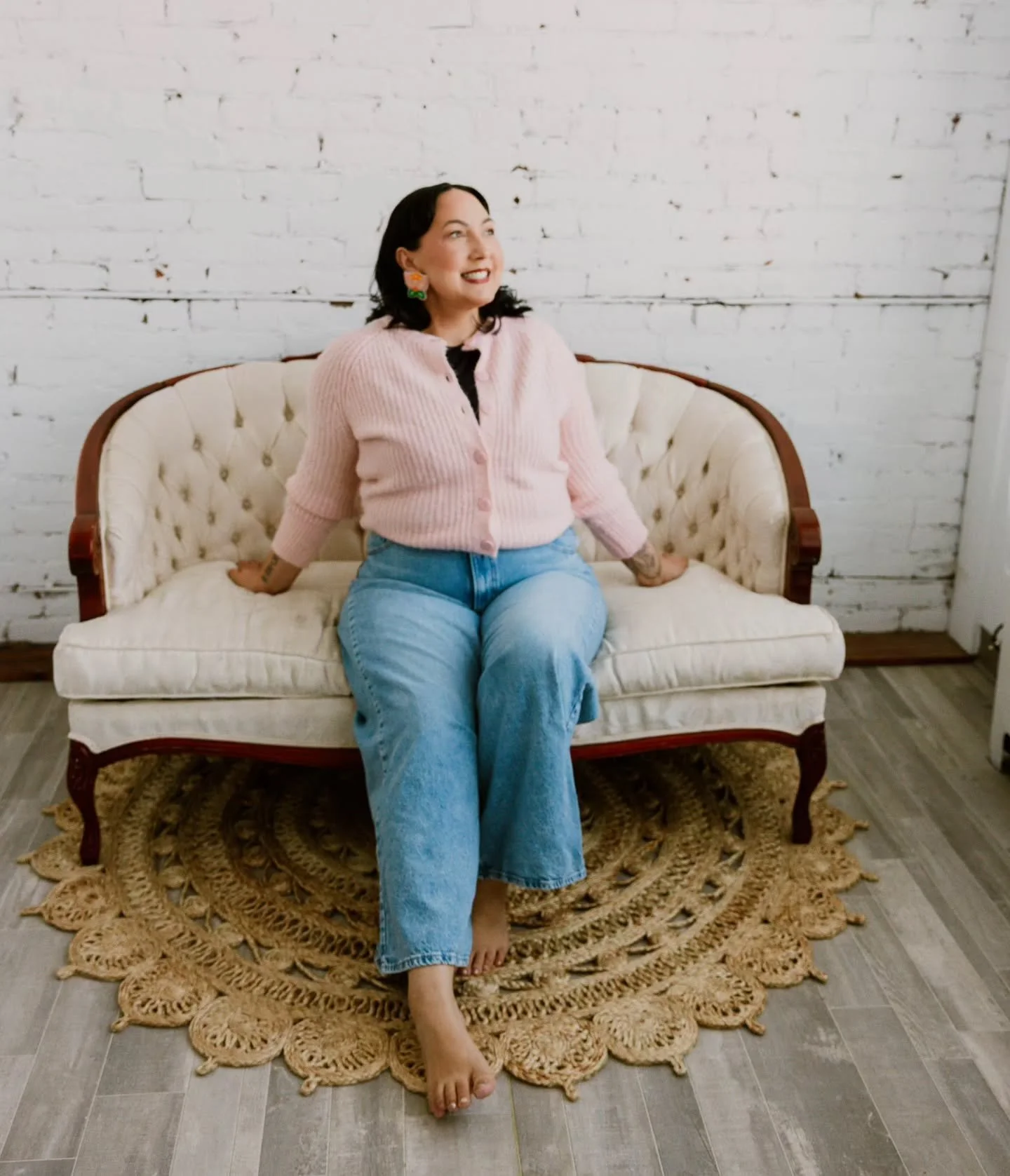 If you&rsquo;ve been missing someone lately, this is for you! 💗

There are moments where you just wish you could hear from them again. A sign. A message. Something that reminds you they&rsquo;re still close.

On Sunday, April 19th, I&rsquo;m hosting