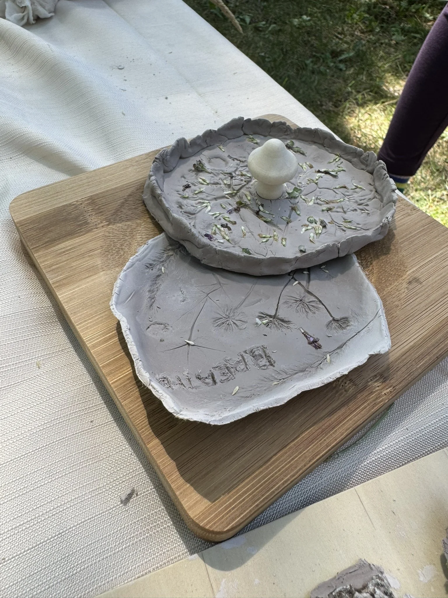 Even the humble mushroom found its place as a feature in the art.