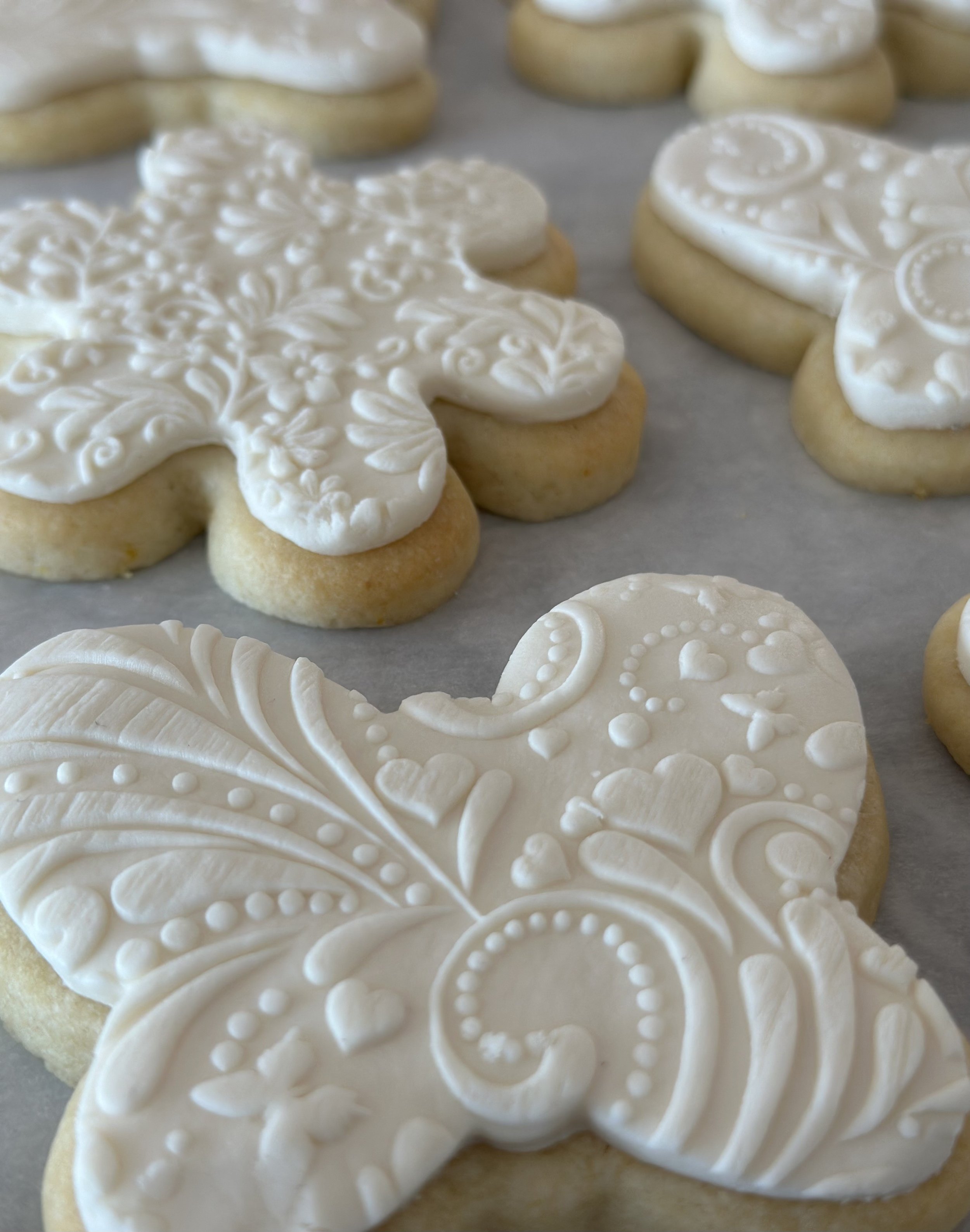 rolled buttercream .jpeg