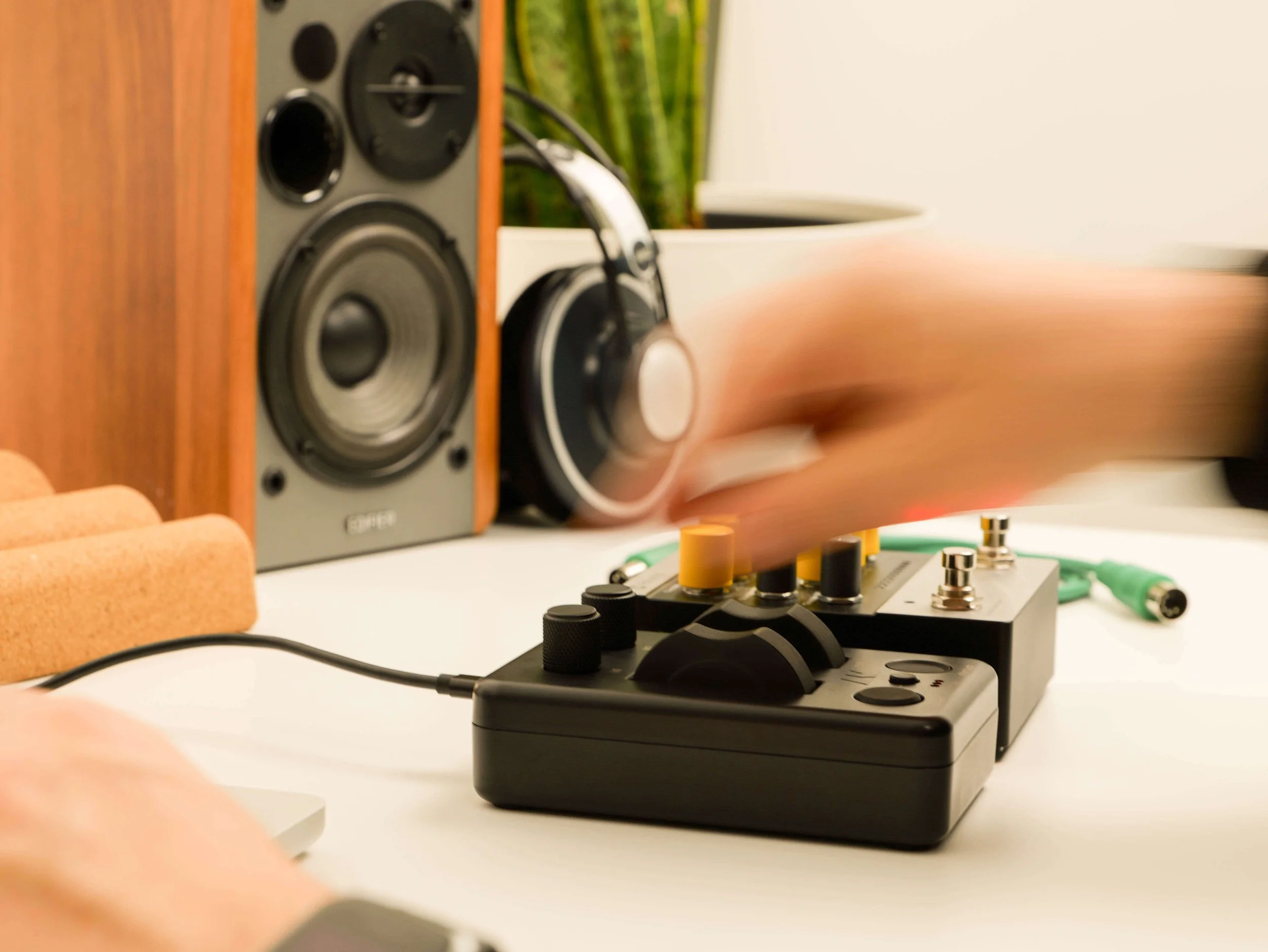 MODPOD featuring fully assignable knobs for use in your DAW or other Music hardware, right at home in your studio setup