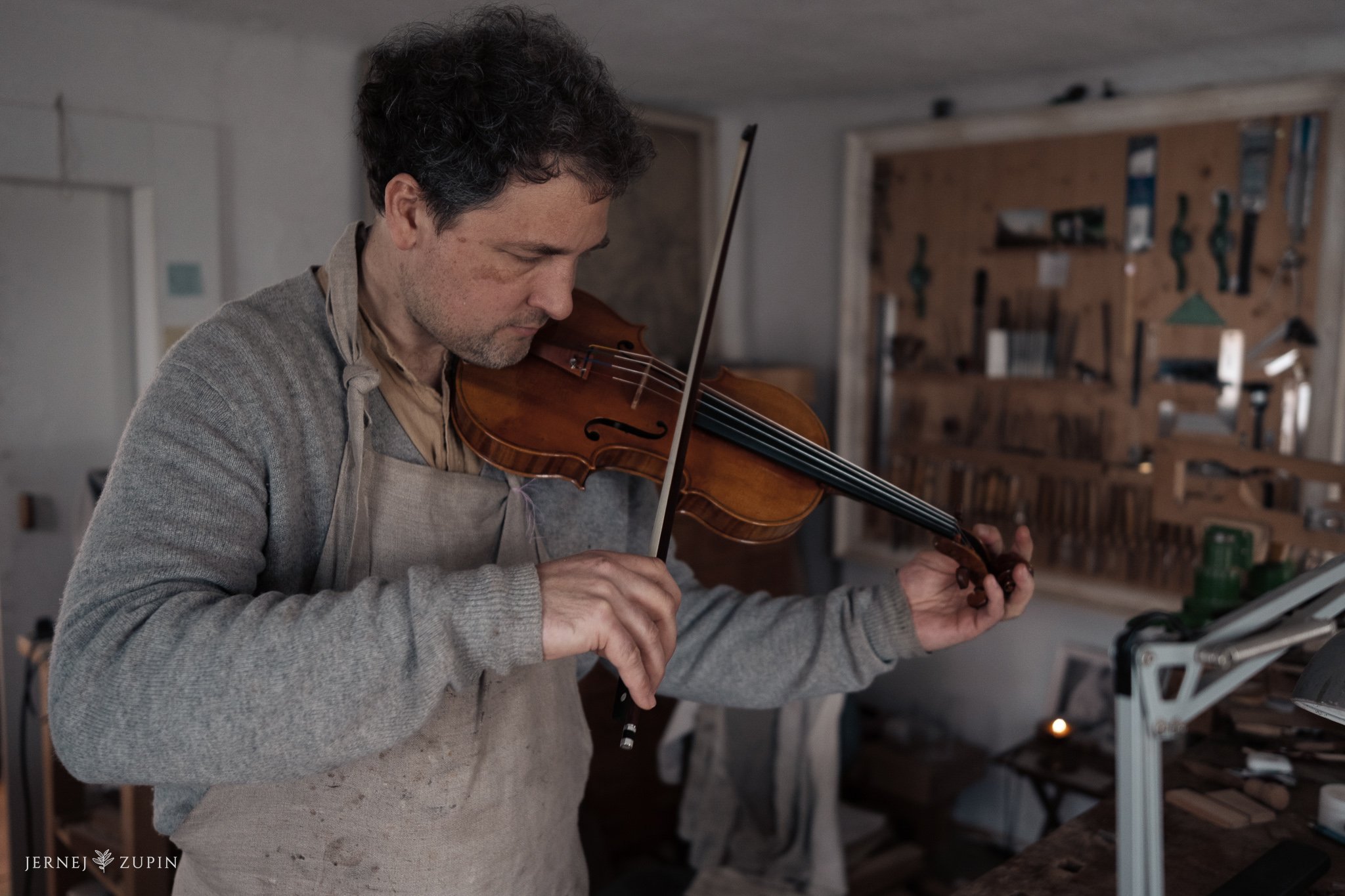 dokumentarno-fotografiranje-violin-daniel-musek-skofja-loka-del1-16.jpg