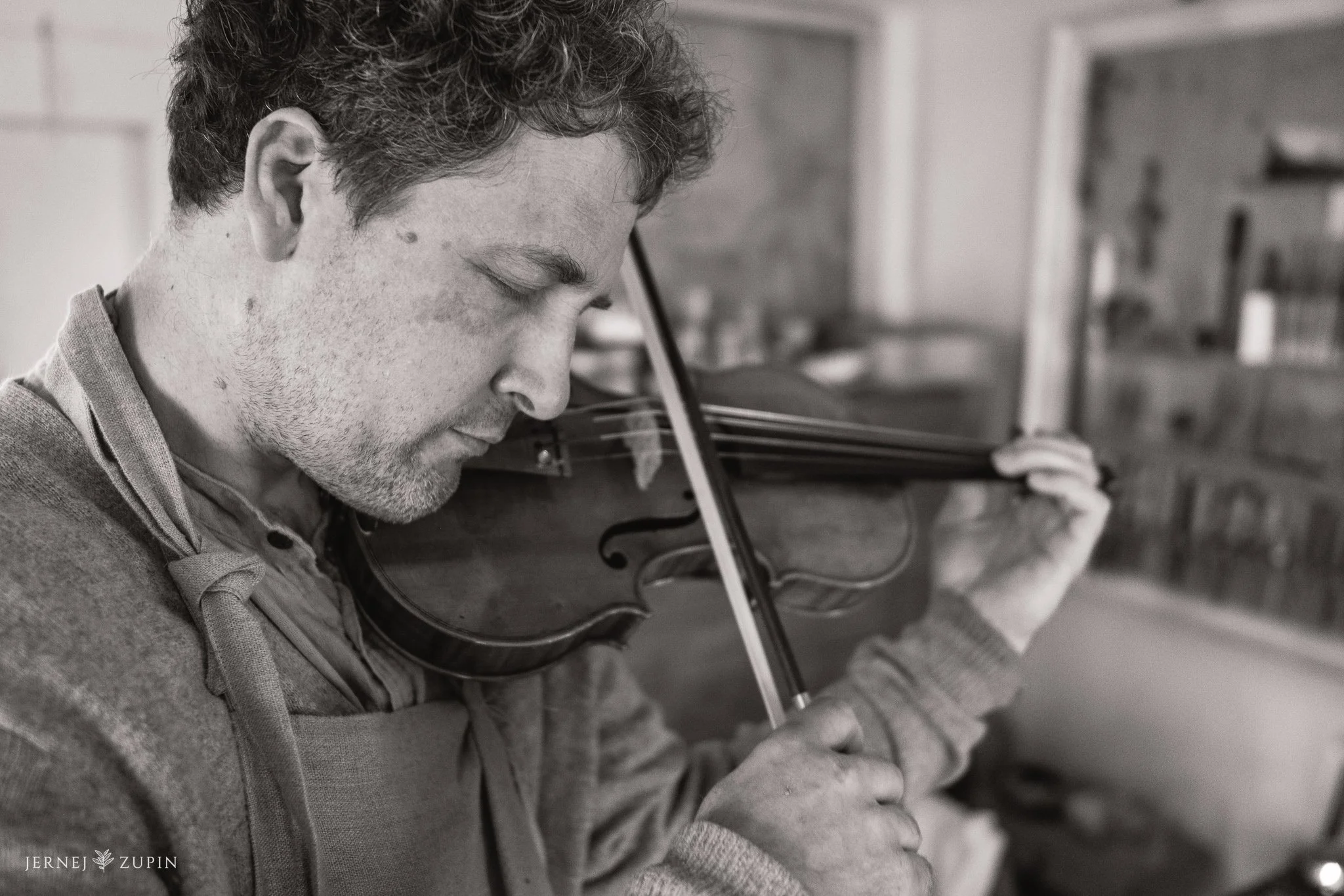 dokumentarno-fotografiranje-violin-daniel-musek-skofja-loka-del1-17.jpg